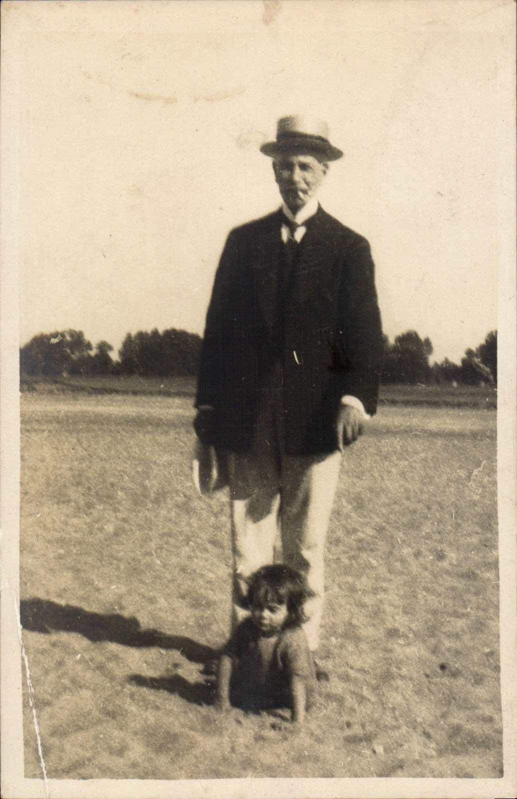 Real photo CPA Child baby Man Beach