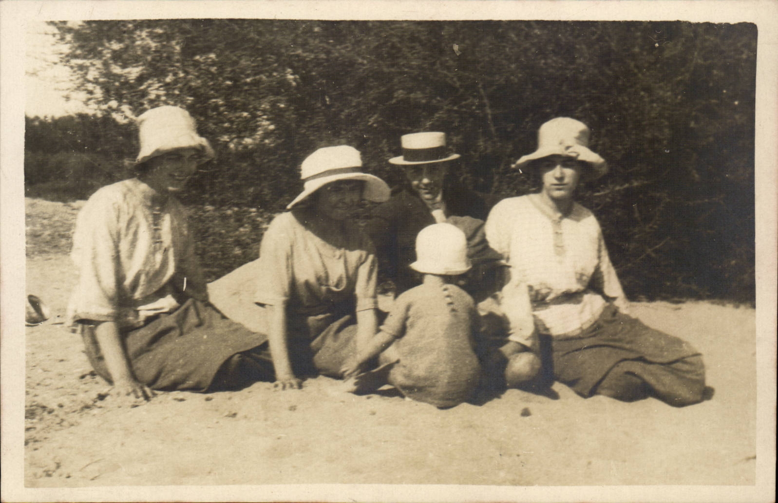 Real photo CPA beach Child Family