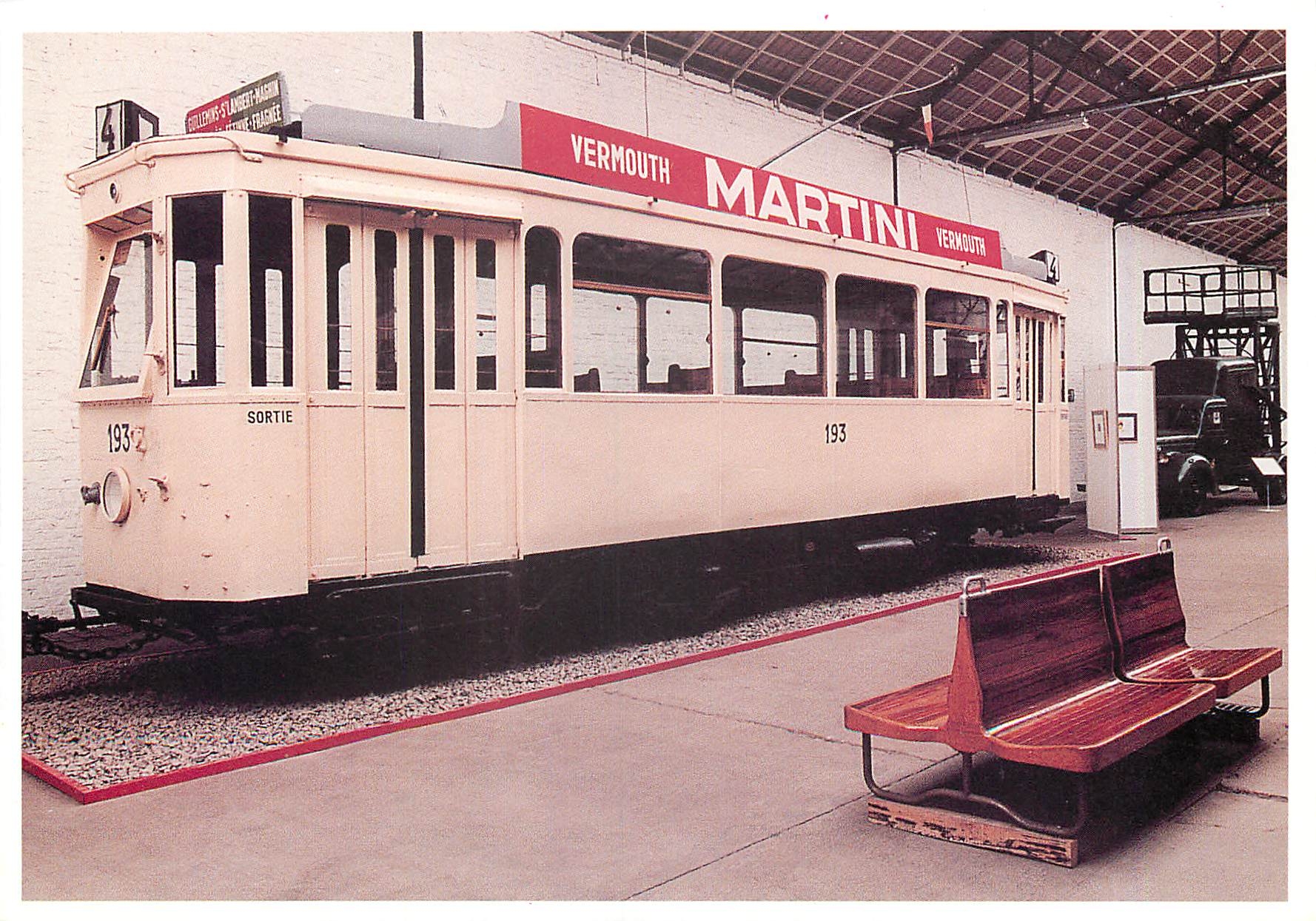 CPM Motrice Leige 1930 Martini Vermouth