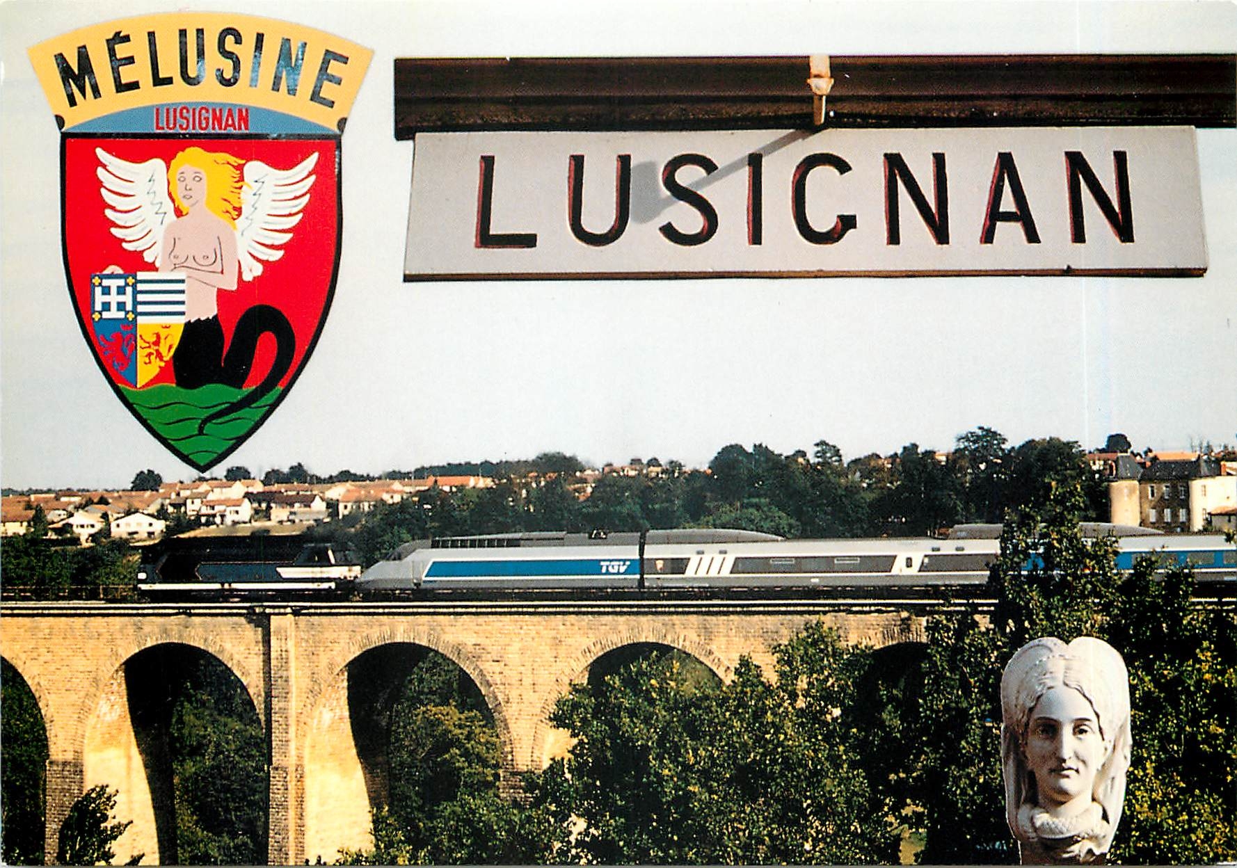 CPM Lusignan Vienne TGV