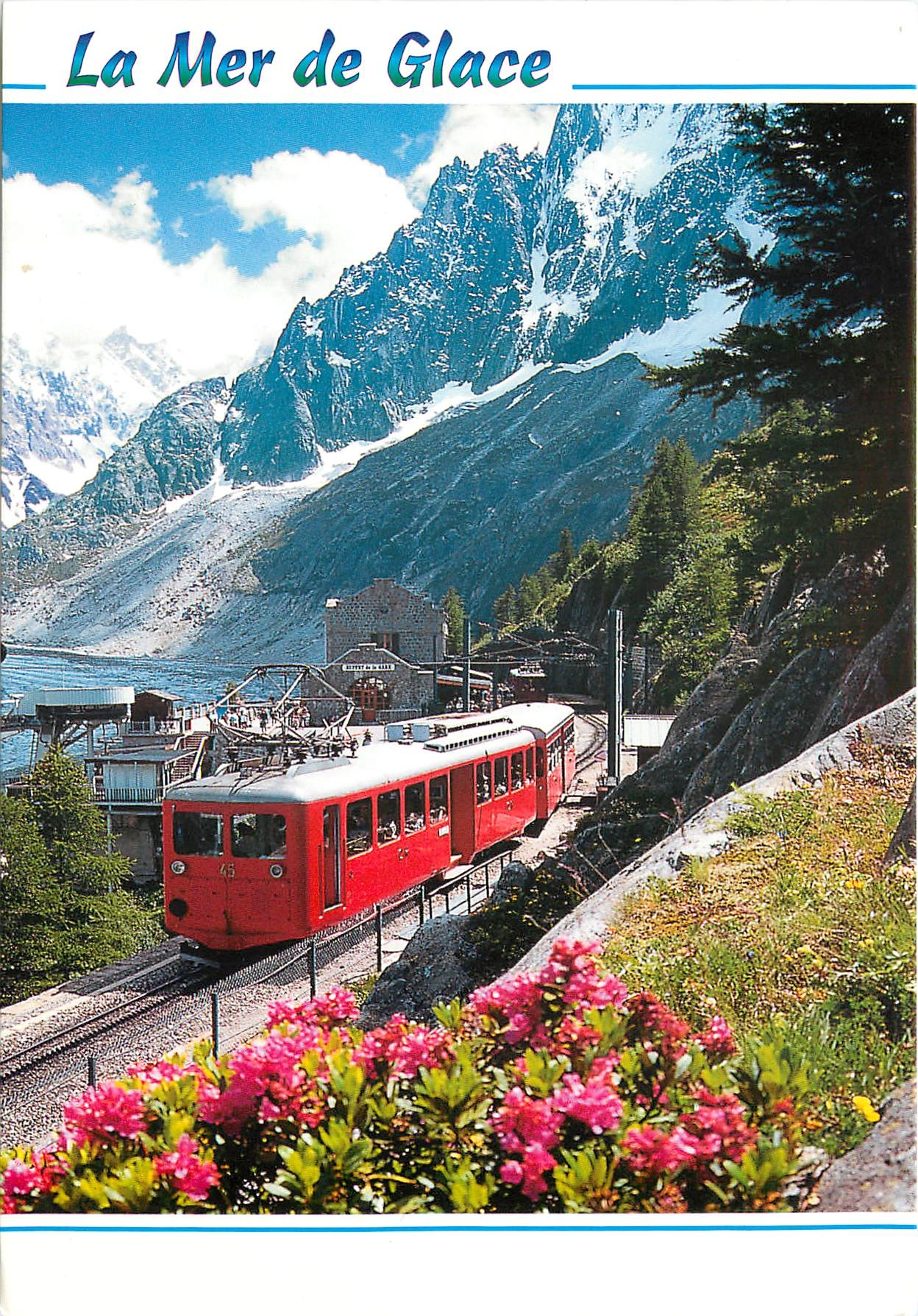 CPM Chamonix Mont Blanc Le petit train devant la gare de Montenvers