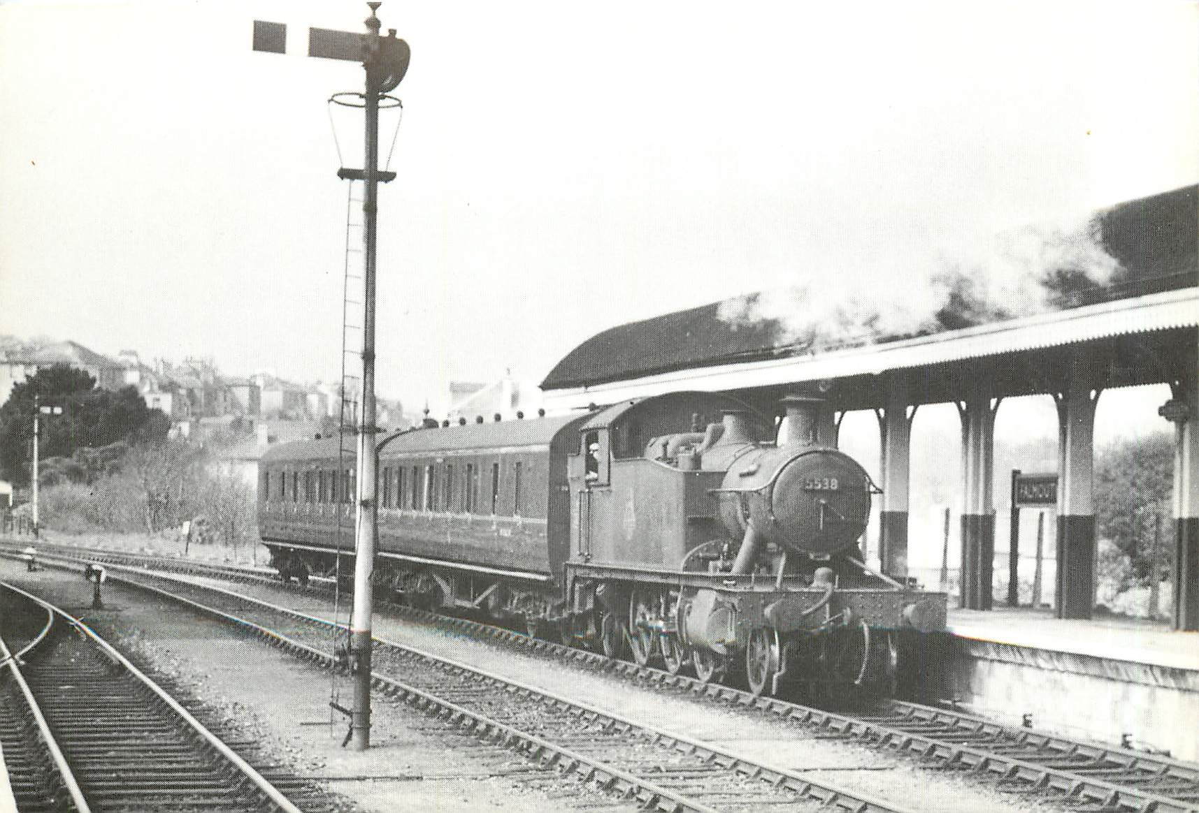 CPM Engine no 5538 backing its train out of Falmouth station after arriving from Truro