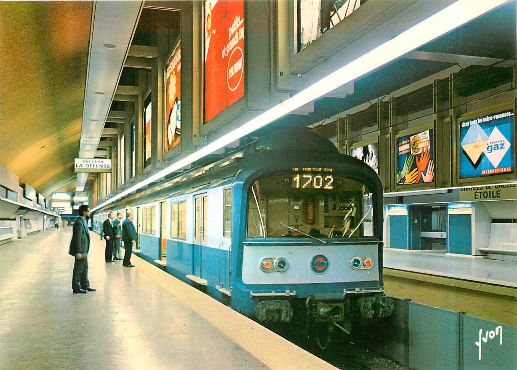 CPM Paris Reseau Express Regional Station Charlles de Gaulle Etoile