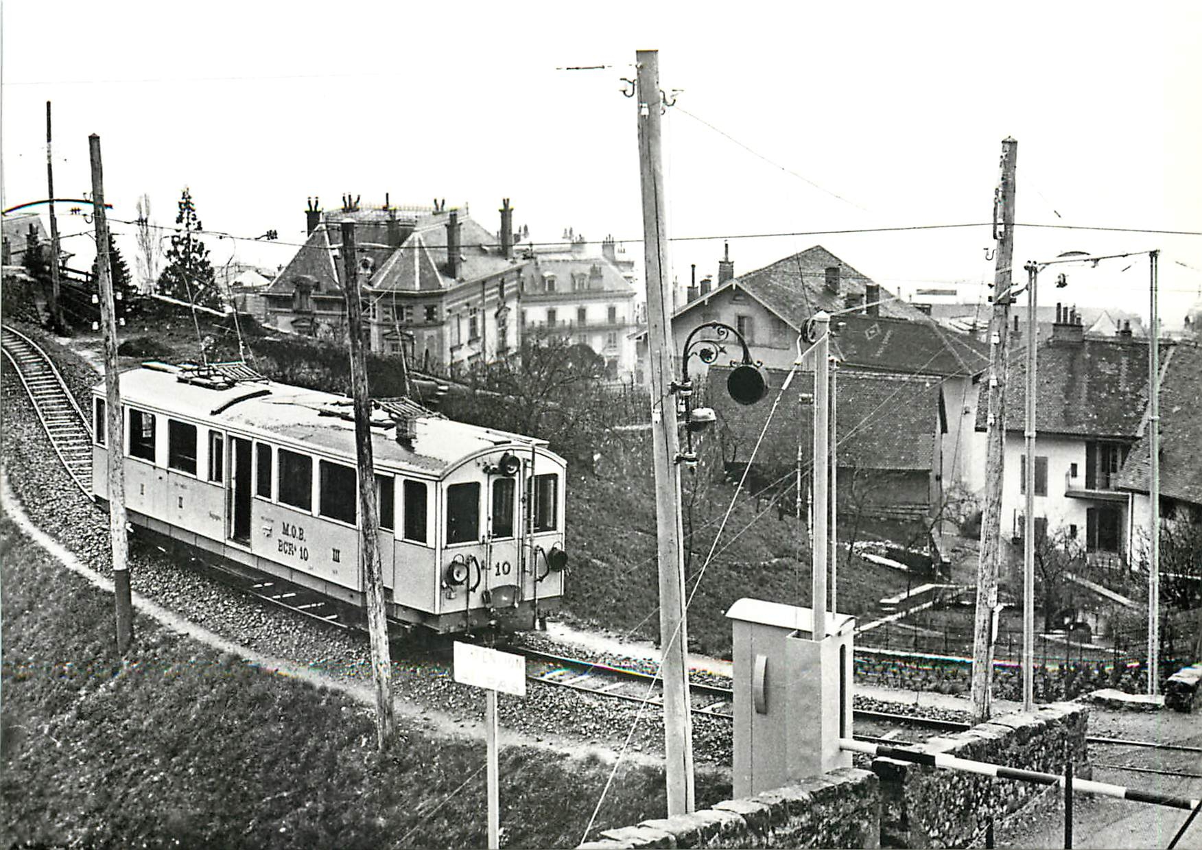 CPM BCFe 4/4 10 au P.N. automatique de Montreux-College