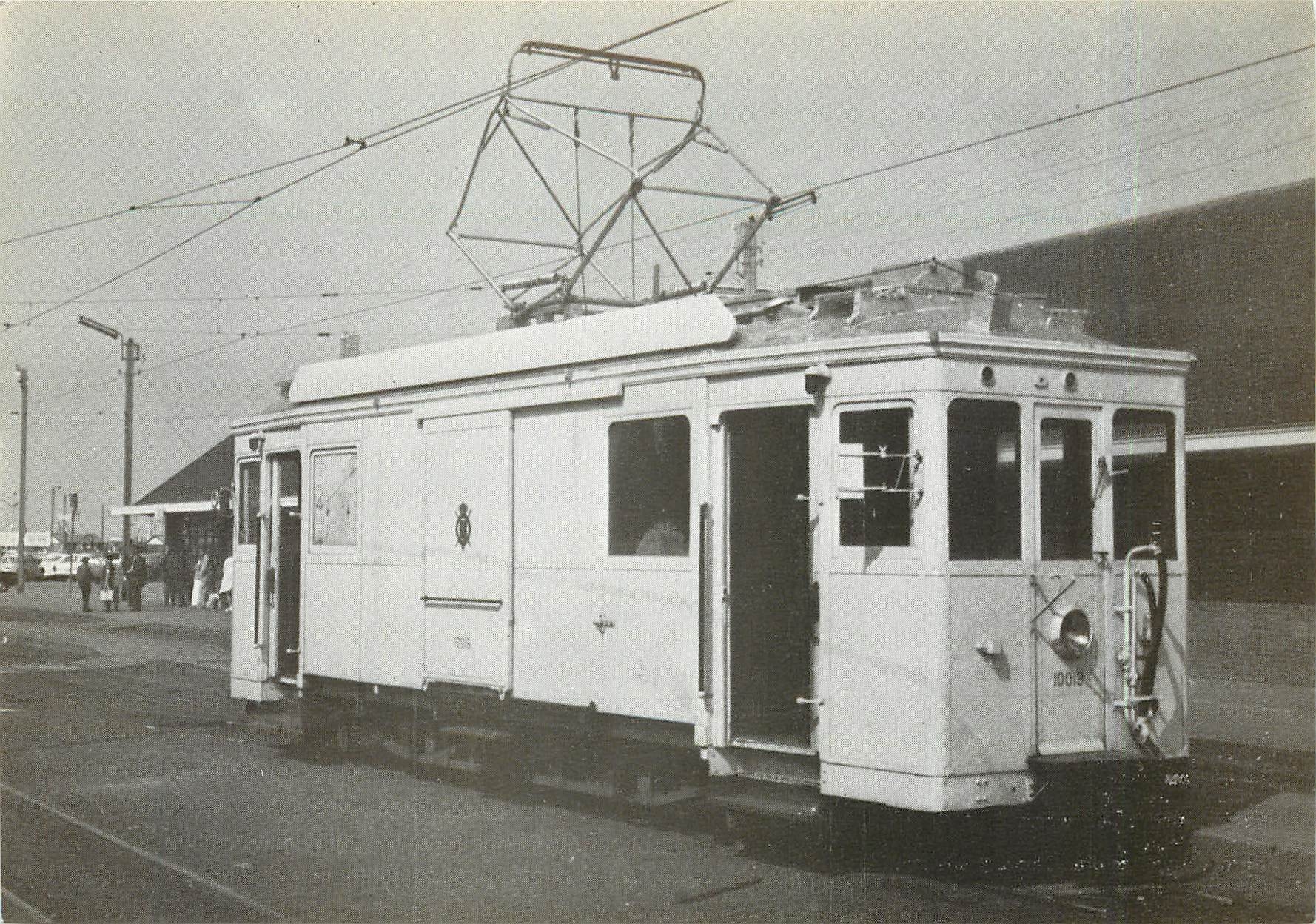 CPM Fourgon-moteur 10019 (serie 10019-10021  Godarville 1930) a Ostende-Quai (declasse au printemps 