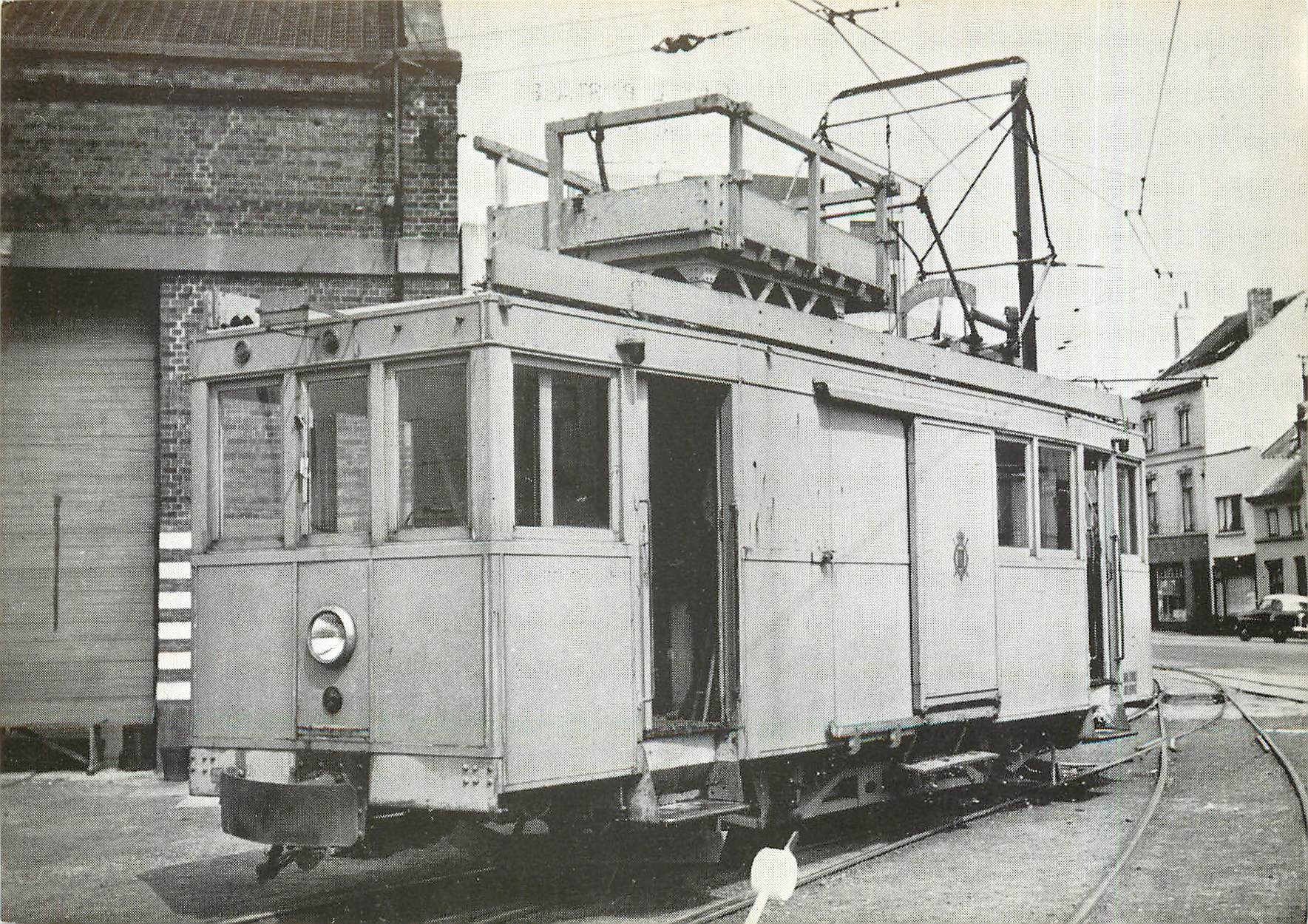 CPM L.W.3. (Entretien de la ligne aerienne) au depot d'Ostende le 6 juillet 1958.
