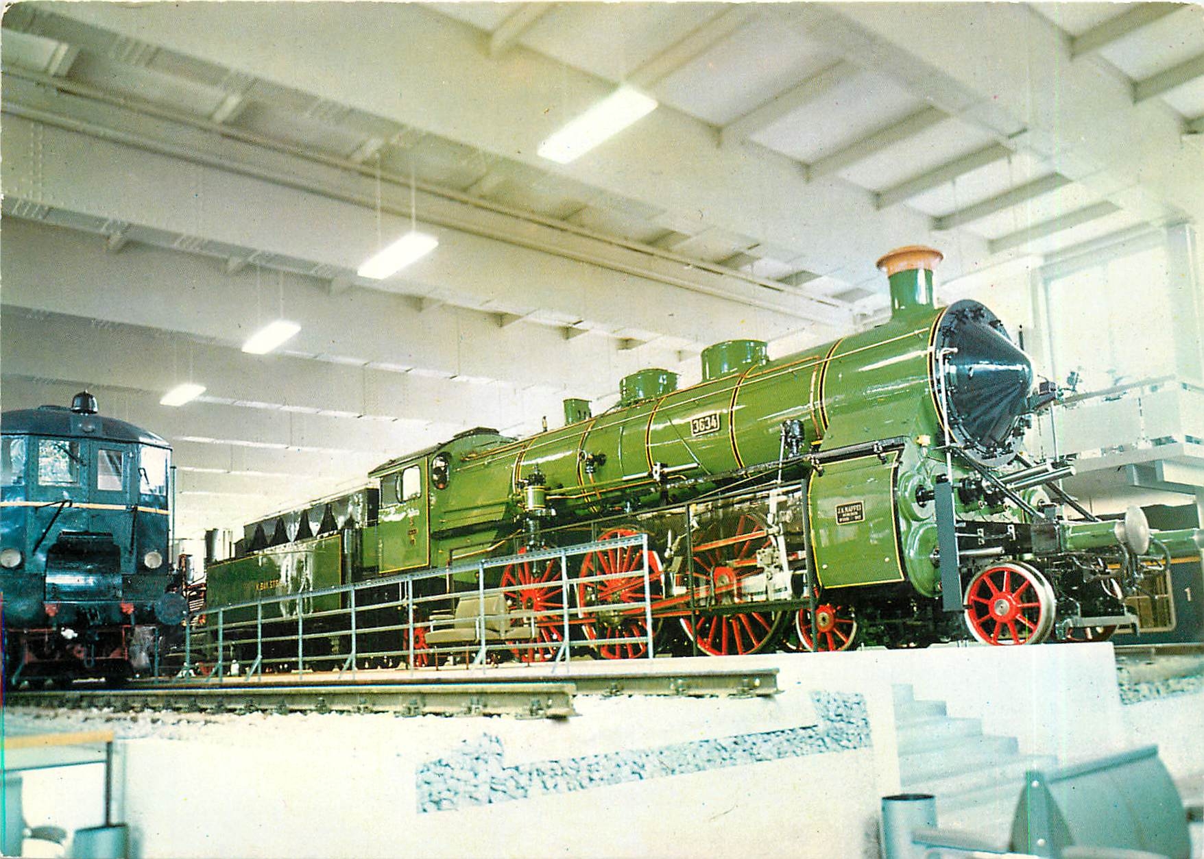 CPM Deutsches Museum Muenchen Abteilung Eisenbahnen Blick in die Lokomotivenhalle