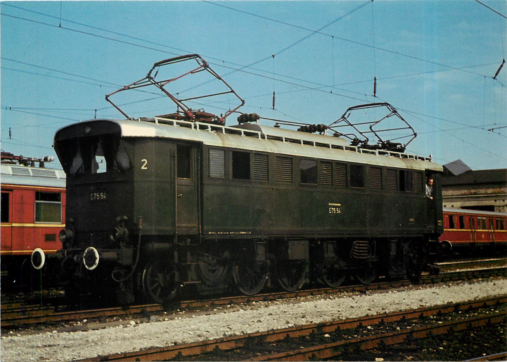CPM DB electric locomotive for passenfer service E 75 54 in September 1962 at Muenchen-Ost depot