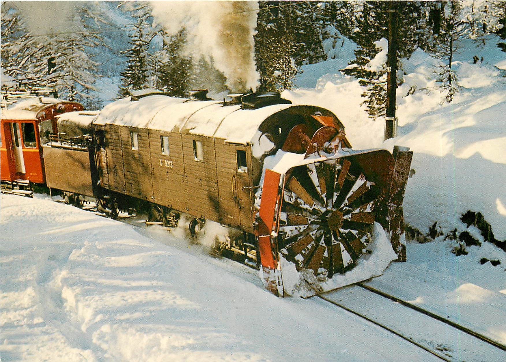 CPM Chasse-neige rotatif a vapeur de Chemin de Fer Rhetique
