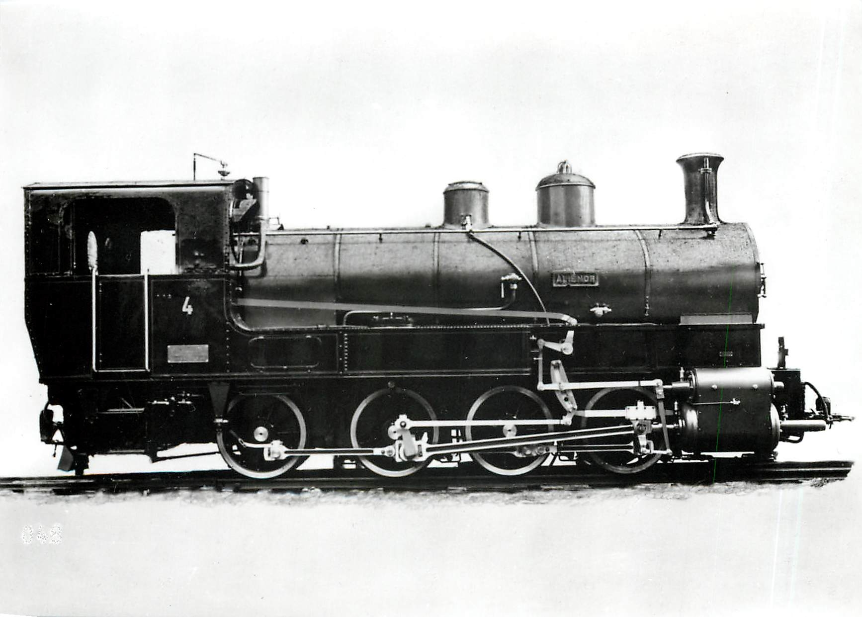 CPM Locomotive a vapeur "Alienor" construite en 1911