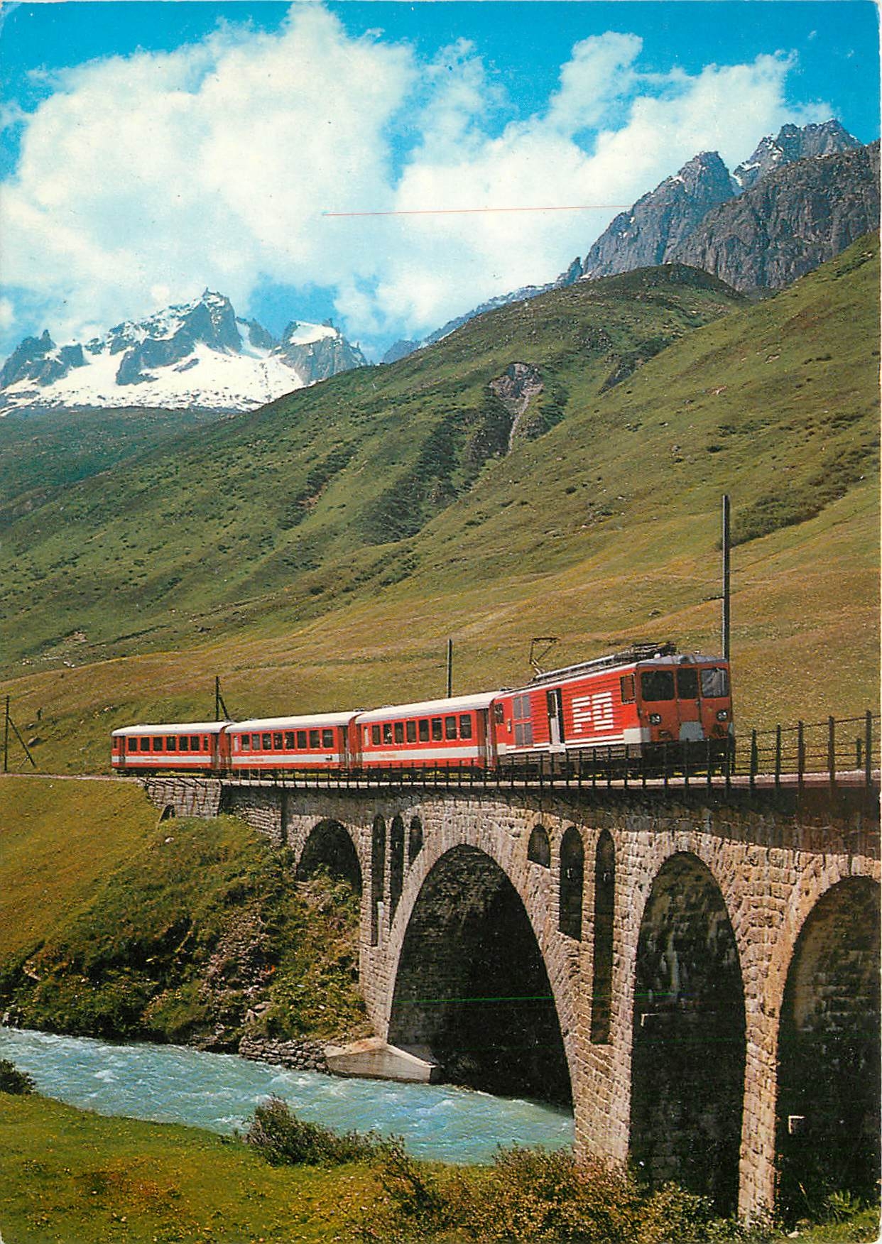 CPM Pendelzug der Furka-Oberalp Bahn im Userental