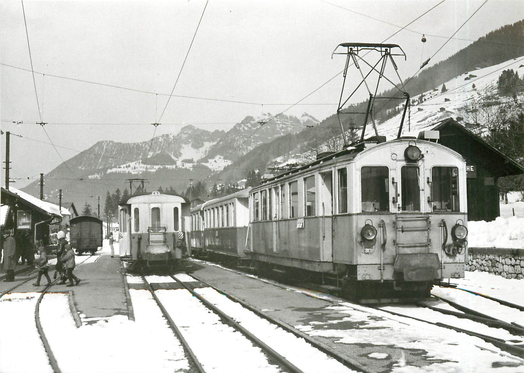 CPM En gare de la Lenk 18.2.1972