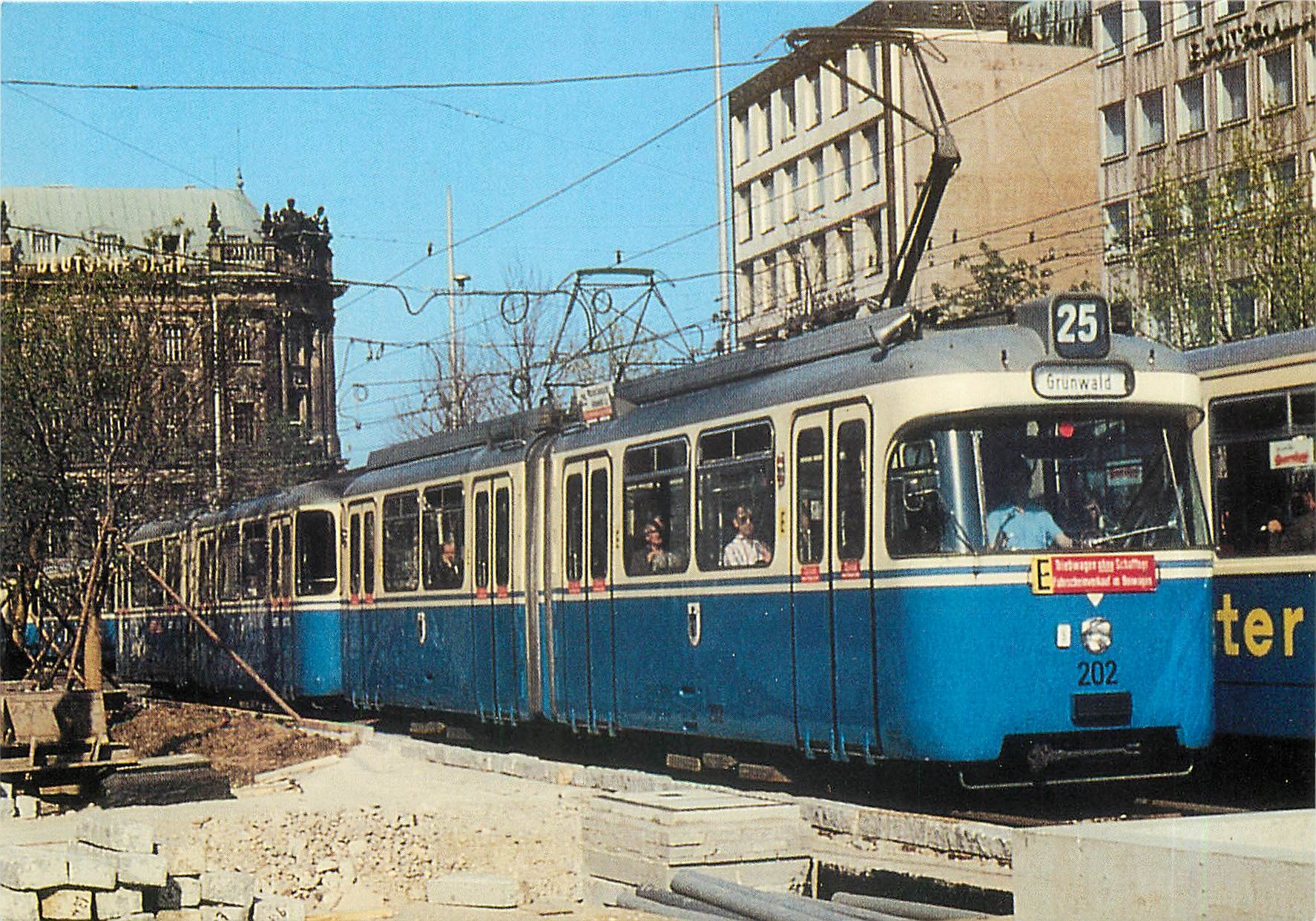 CPM Der Prototyp des Muenchner Kurzgelenkzuges TRiebwagen 202