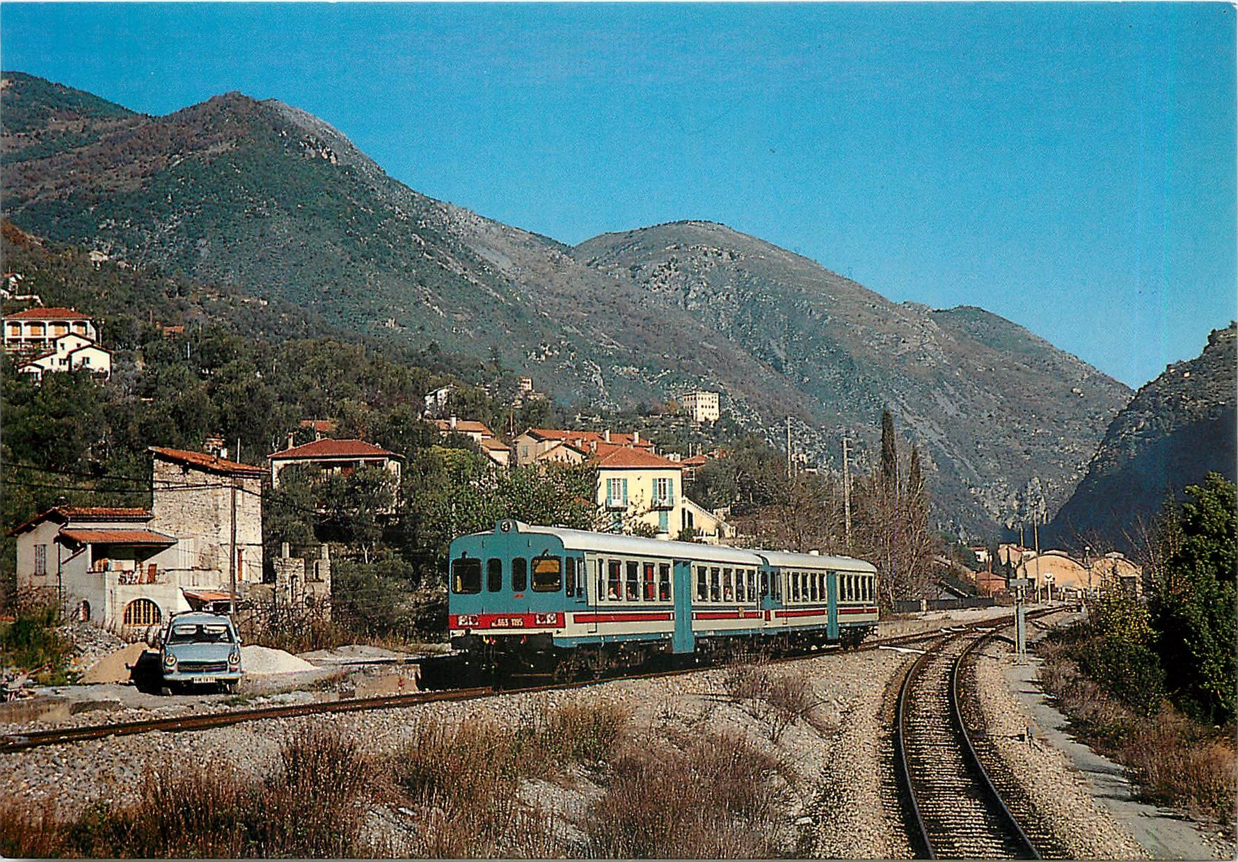 CPM Breil-sur-Roya: deux autorails des Chemins de fer Italiens assurant la liasion directe Torino-Ni