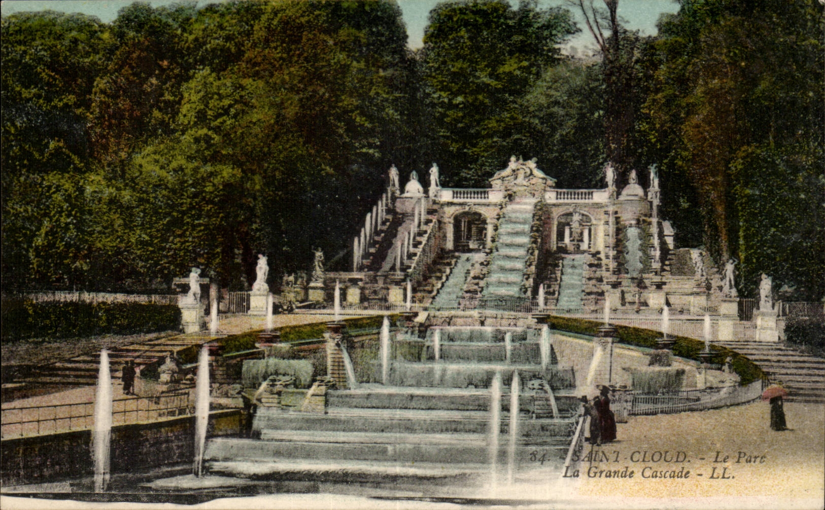Saint Cloud CPA Le parc La grande cascade