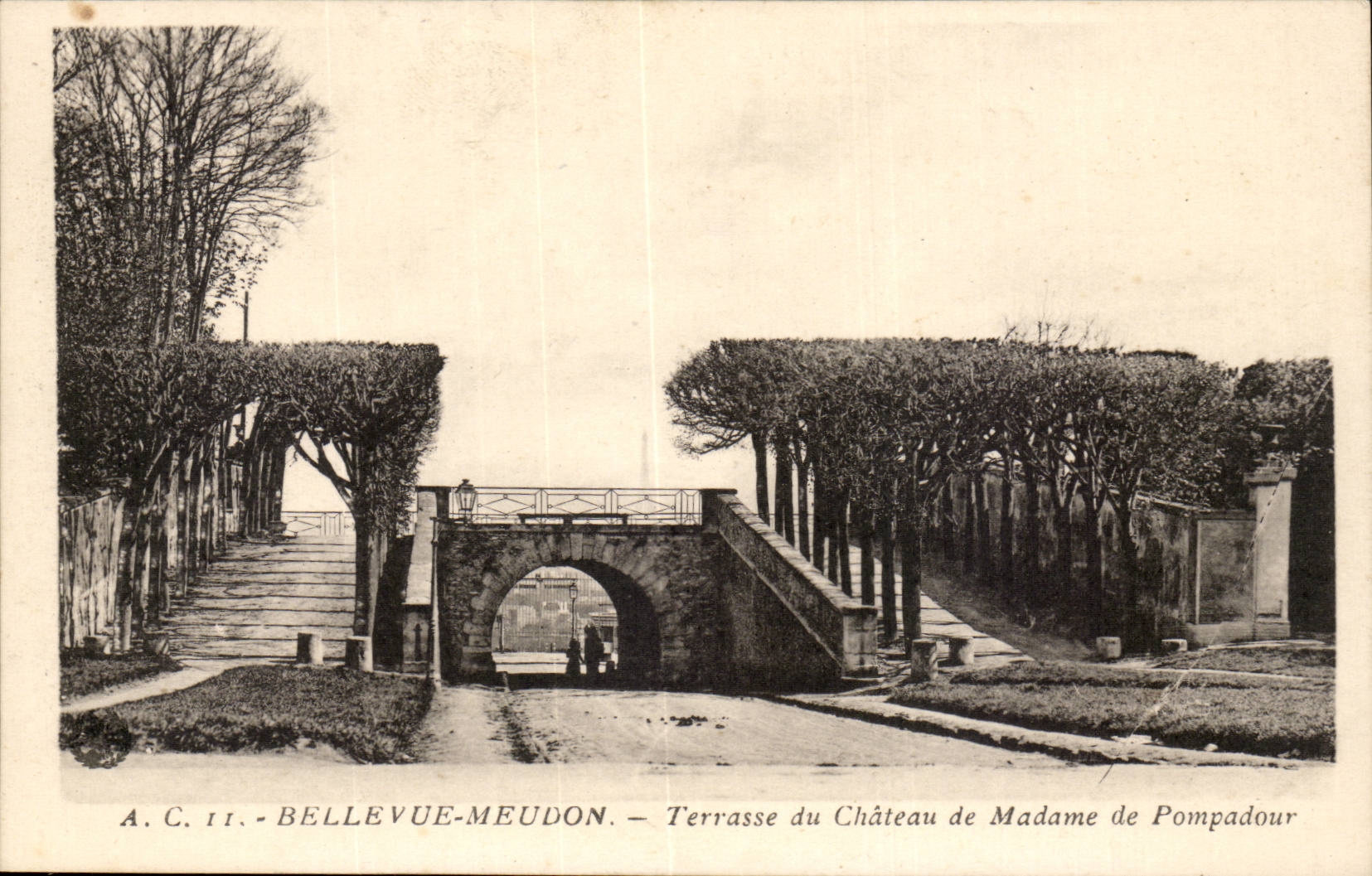 Bellevue Meudon CPA Terrasse des Schlosses der gnadiger Frau de Pompadour