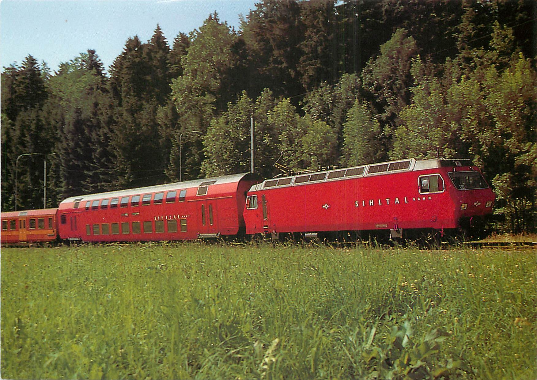 CPM Pendelzug der SZU mit Umrichterlokomotive Re