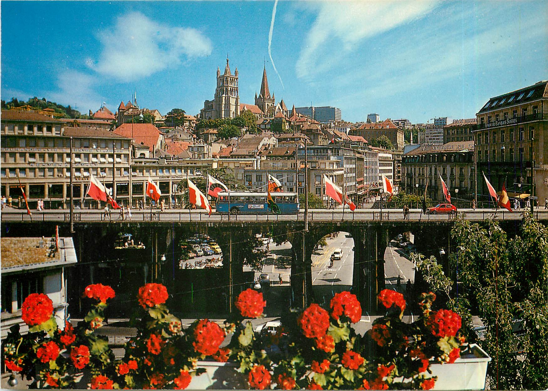 CPM Lausanne Le Grand Pont et la Cathédrale