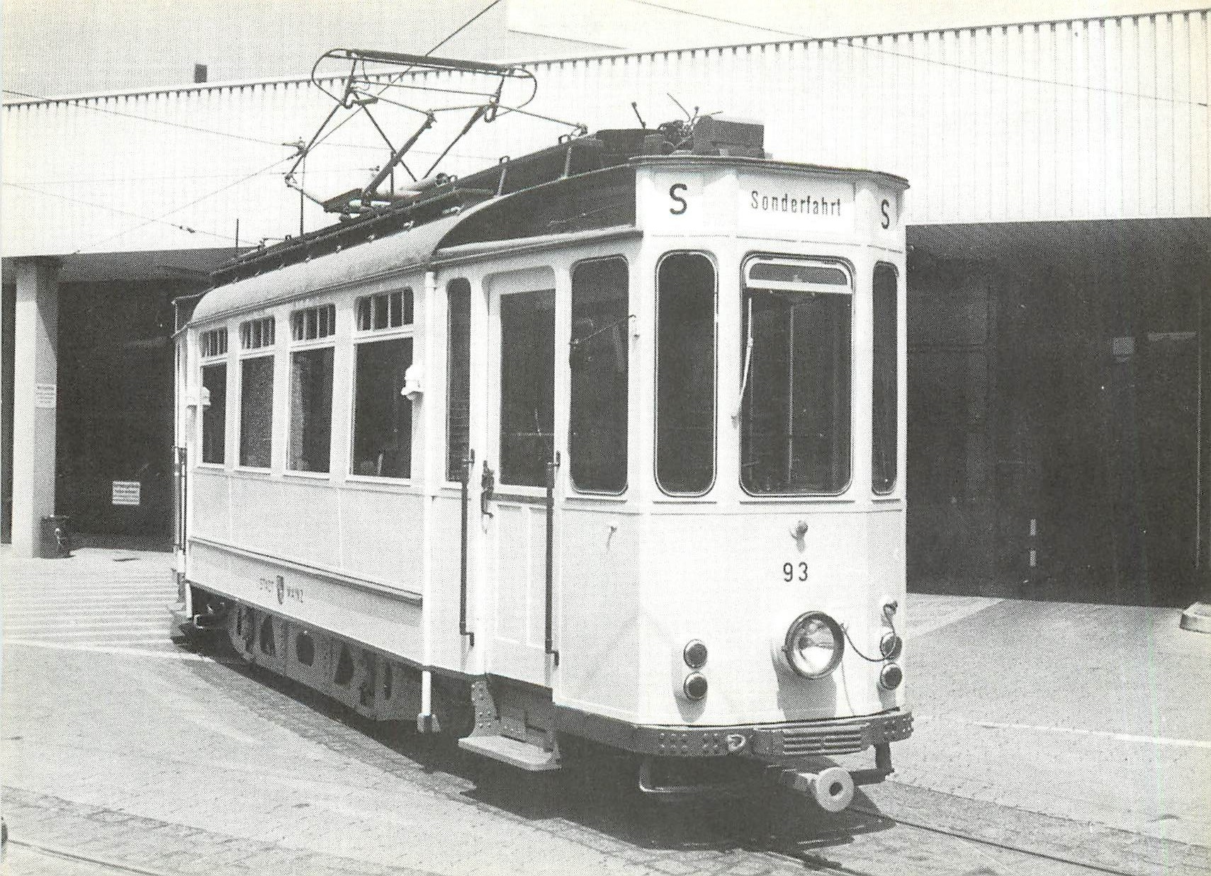 CPM Stadtwerke Mains AG Verkehrsbetriebe Westwaggon Gastell