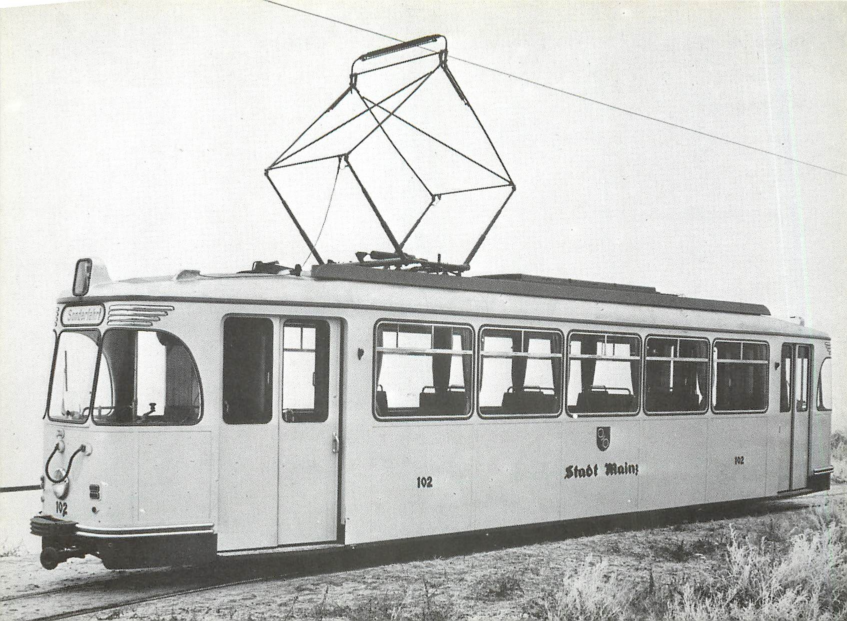 CPM Stadtwerke Mains AG Verkehrsbetriebe Westwaggon