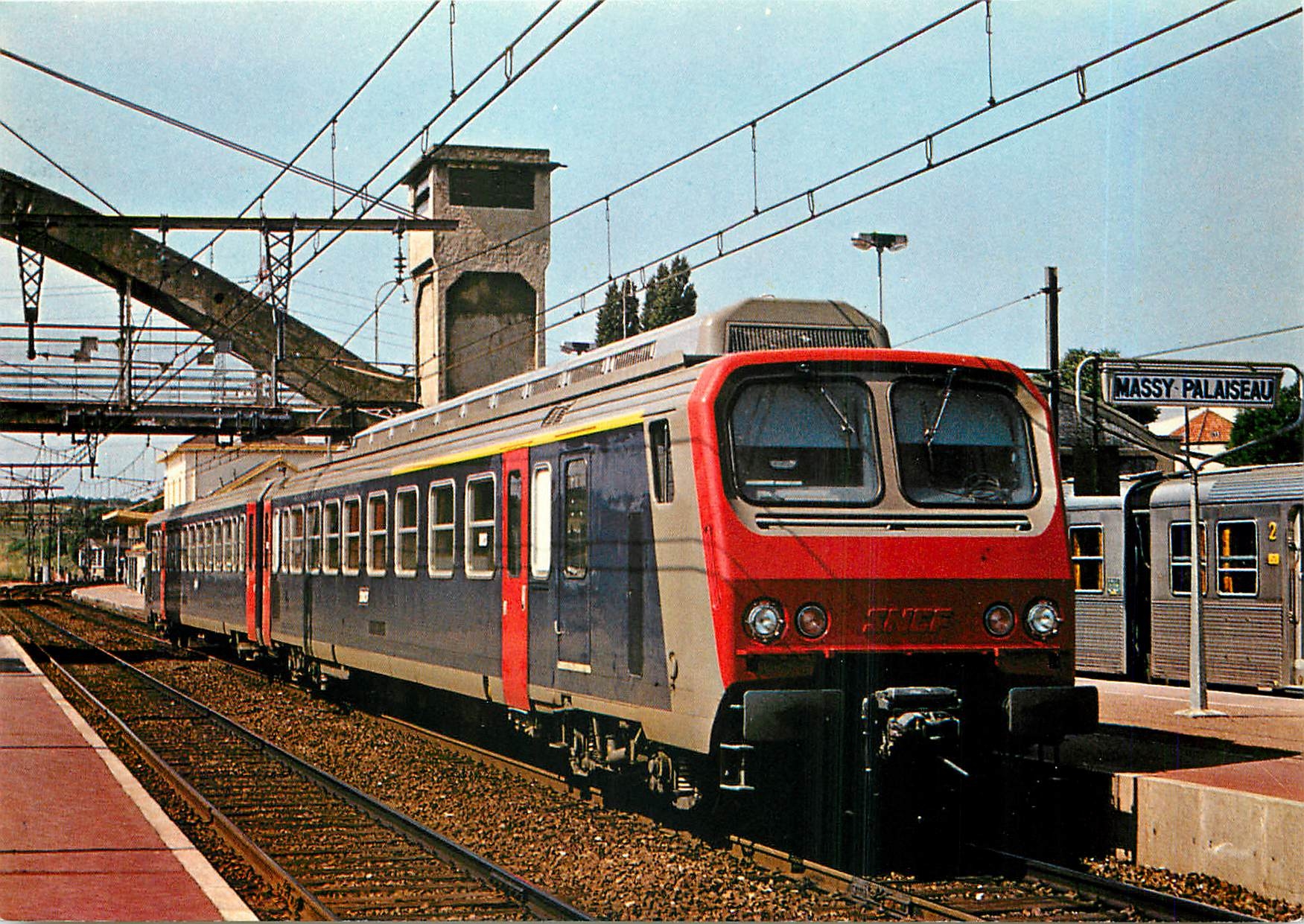 CPM Rame automotrice électrique en essai au passage à Massy Palaiseau 25 juillet 1980