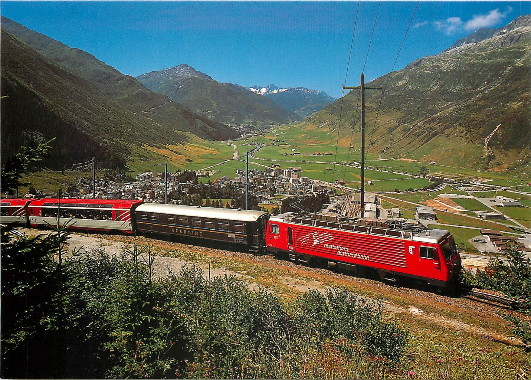 CPM Glacier Express ob Andermatt mit Urserental