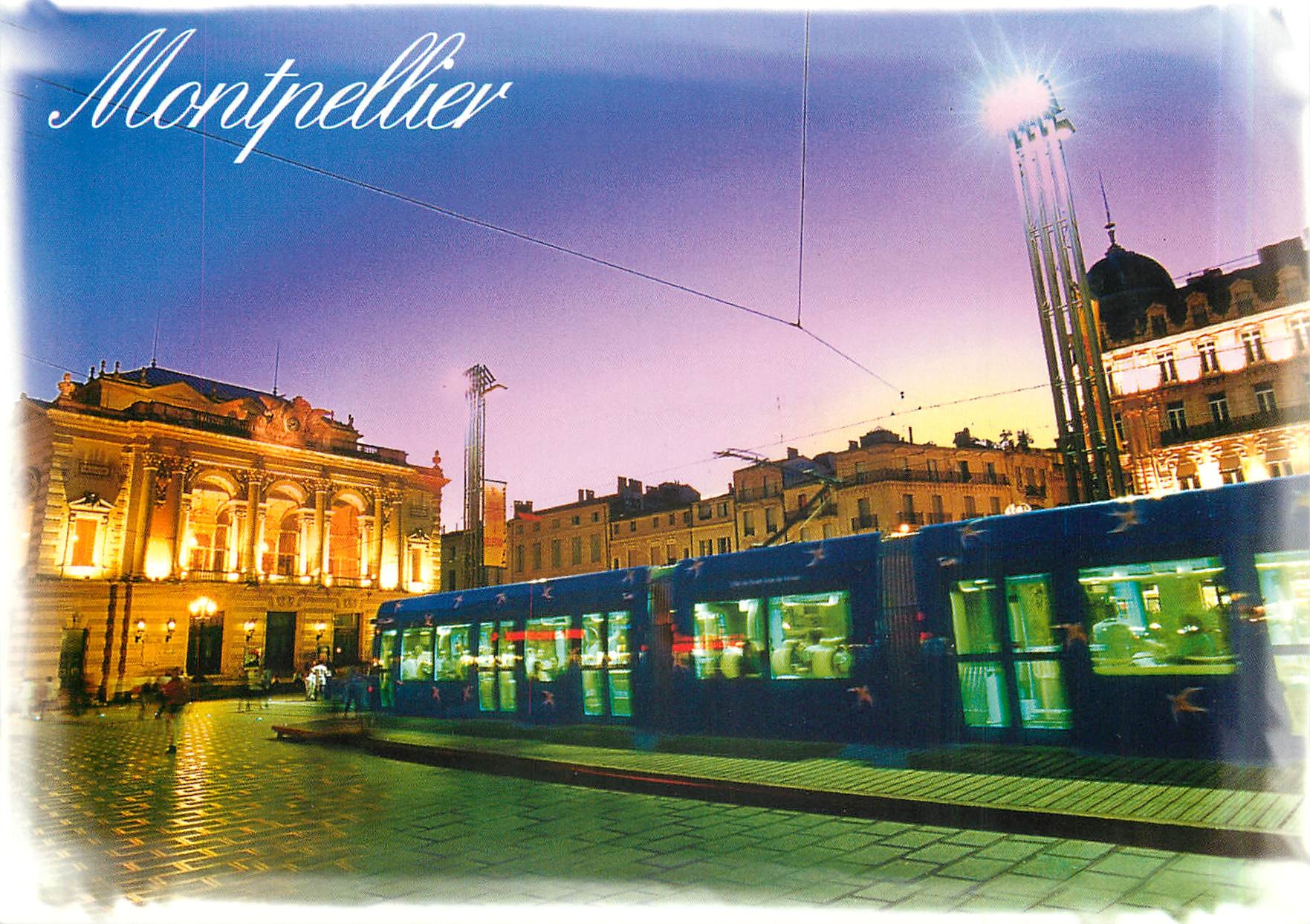 CPM Le théâtre le tramways sur la place de la Comédie Montpellier