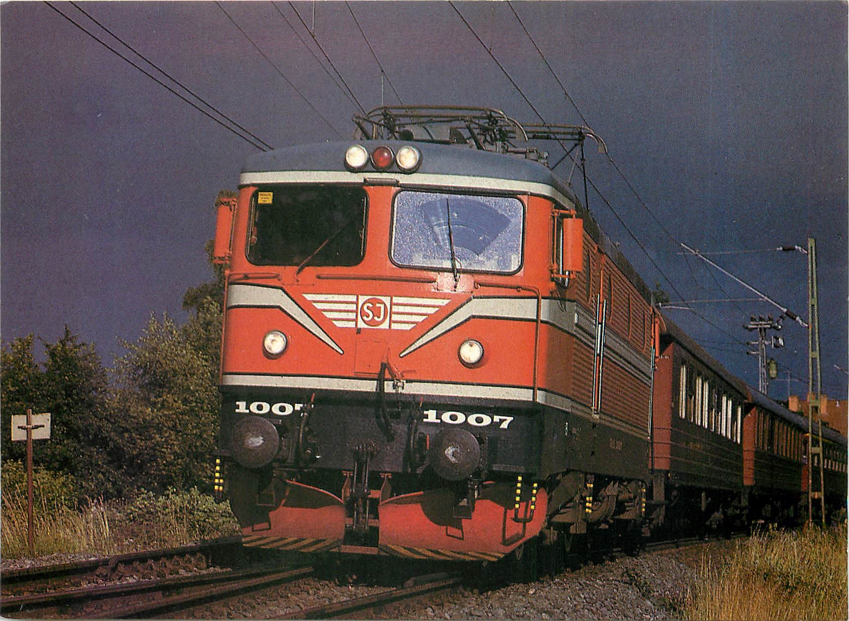 CPM The first Rc class locomotive passes Huskvama with a Nassjô Falkoping train