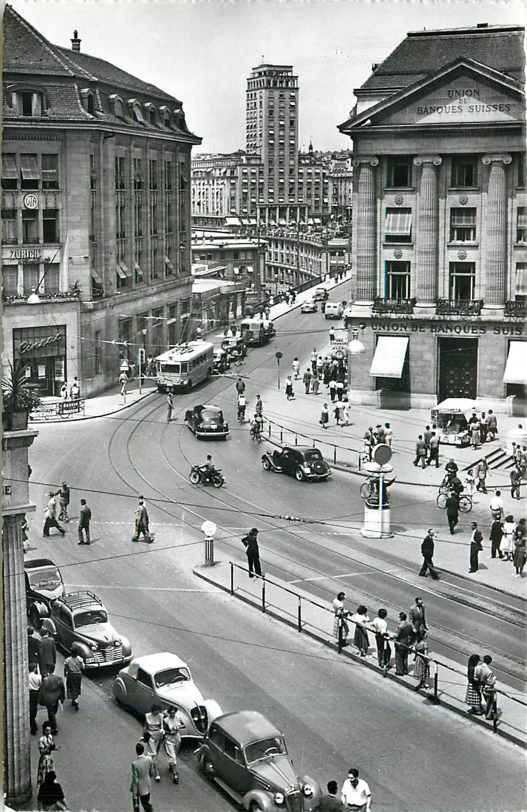 CPM Lausanne place St François et Grand pont