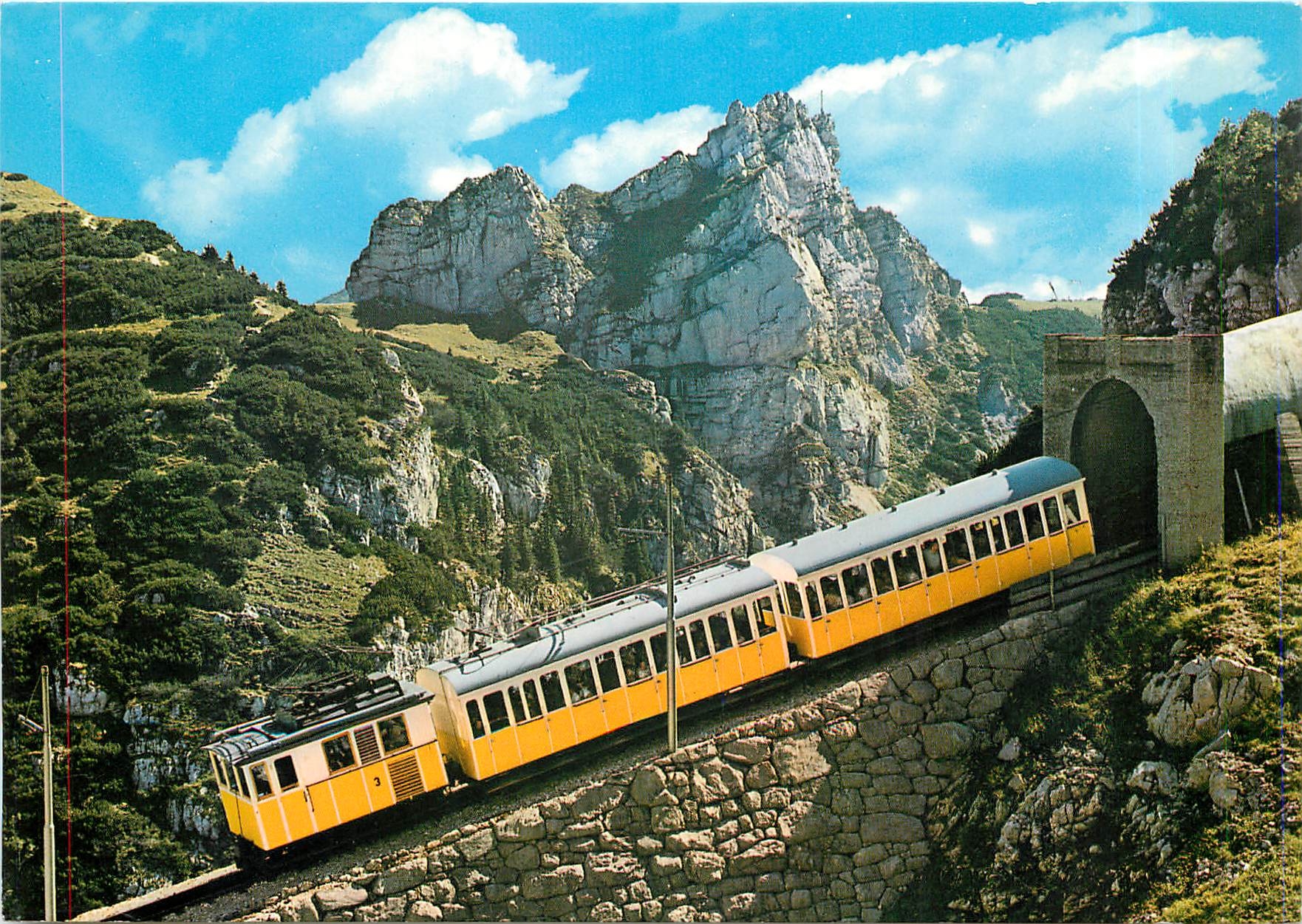 CPM Wendelsteinbahn Letzte Tunneleinfahrt zur Bergstation im huntergrund