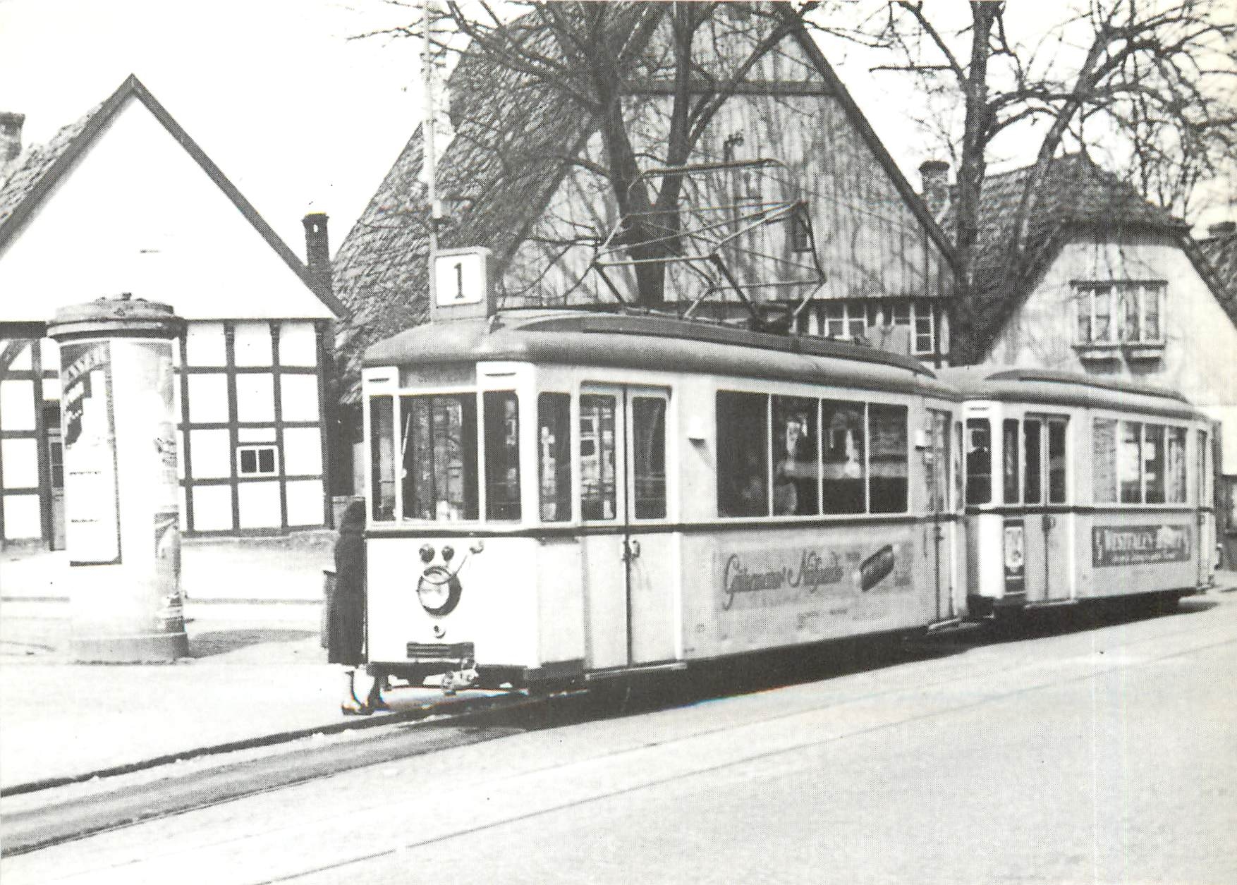 CPM Bielefeld Strabenbahnzug in Niederflurbauweise