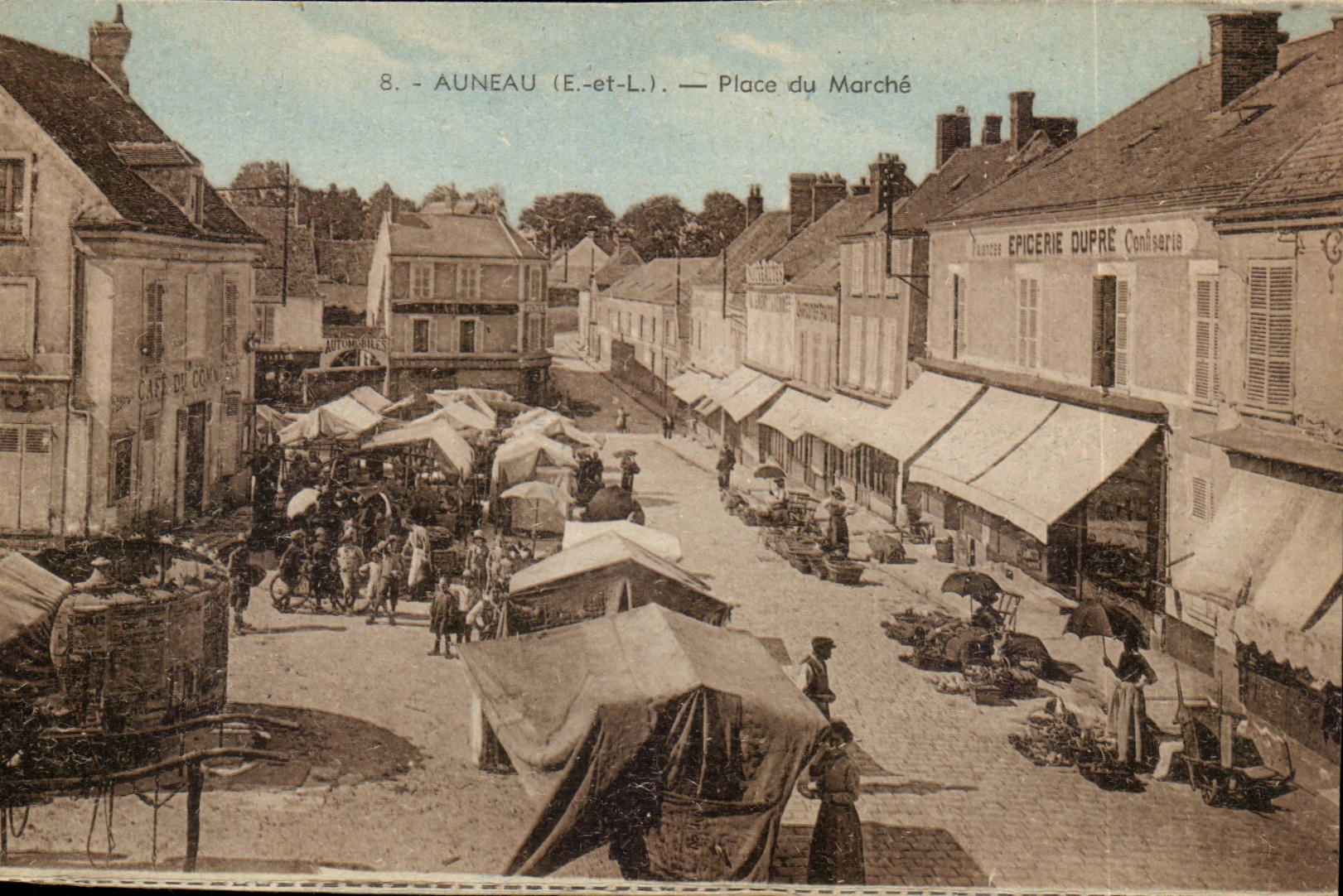 Auneau CPA Places market TOP