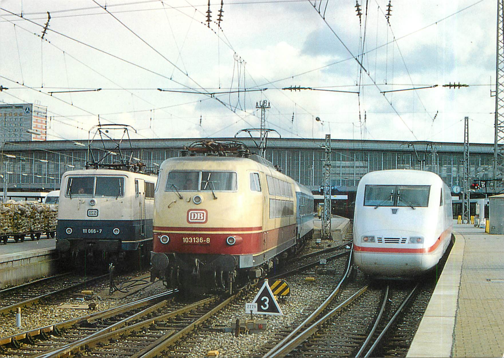 CPM Locomotive 111 066 103 136 401 006 