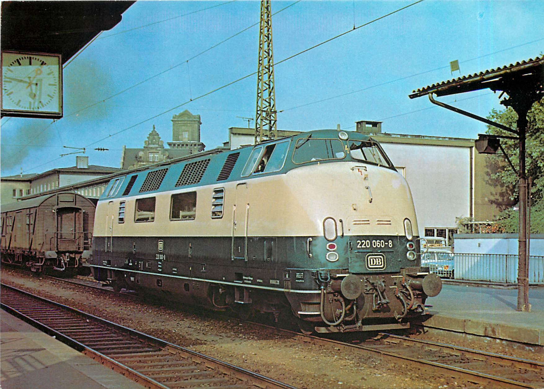 CPM Locomotive 220 060 B 