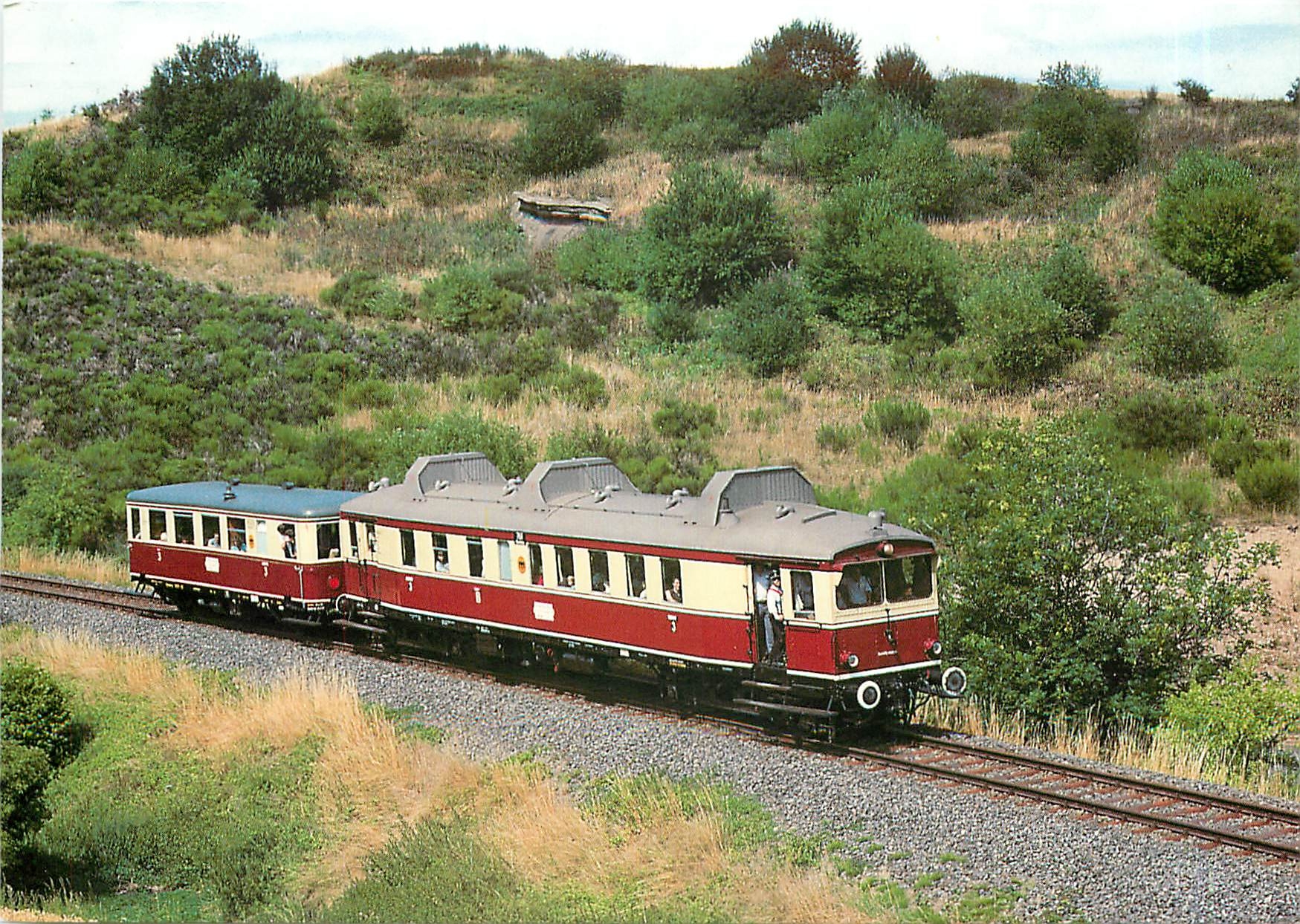 CPM Diesel Triebwagen VT 175 Beiwagen VB 140 255 