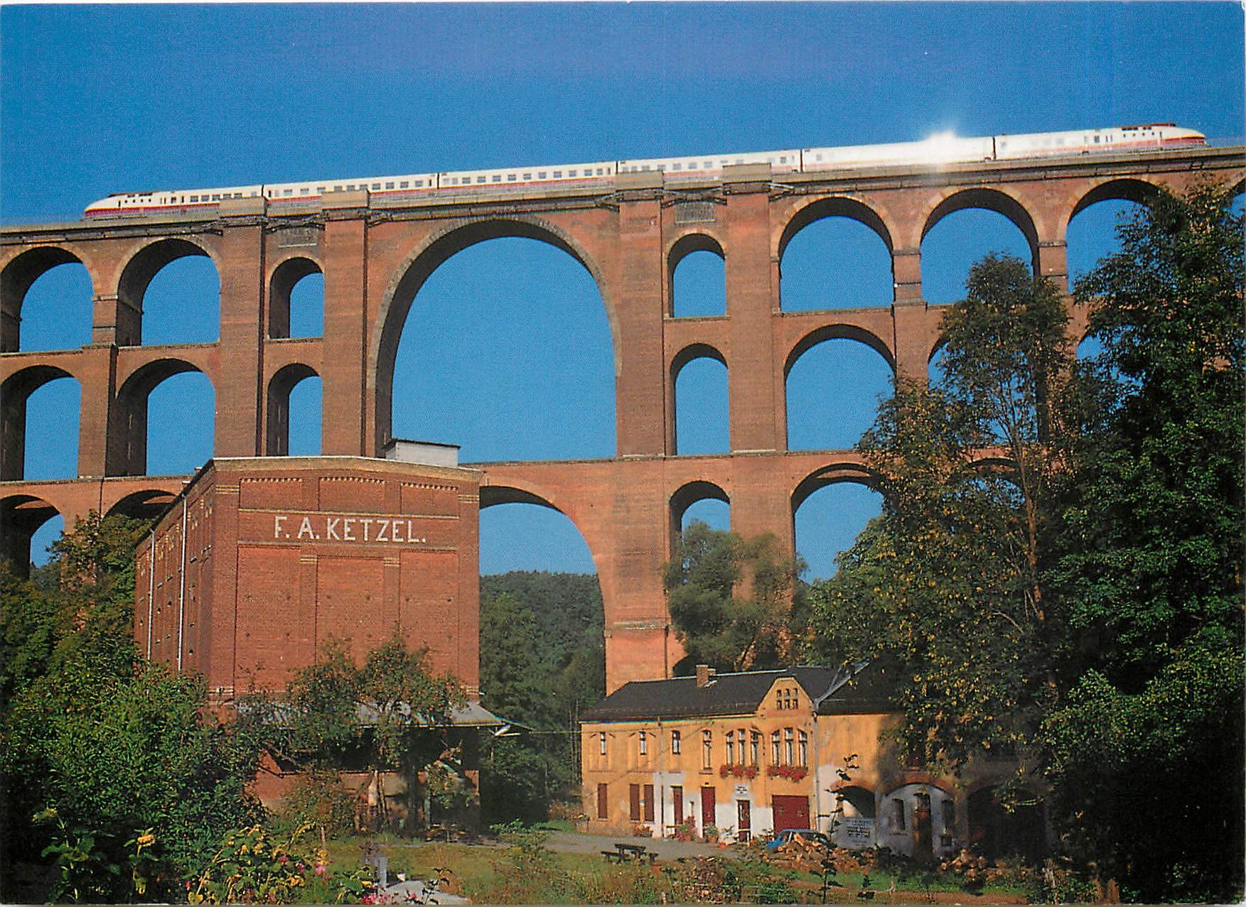 CPM SVT Gorlitz auf der Goltzschtalbrucke VT 18 16 07 VT 18 16 10