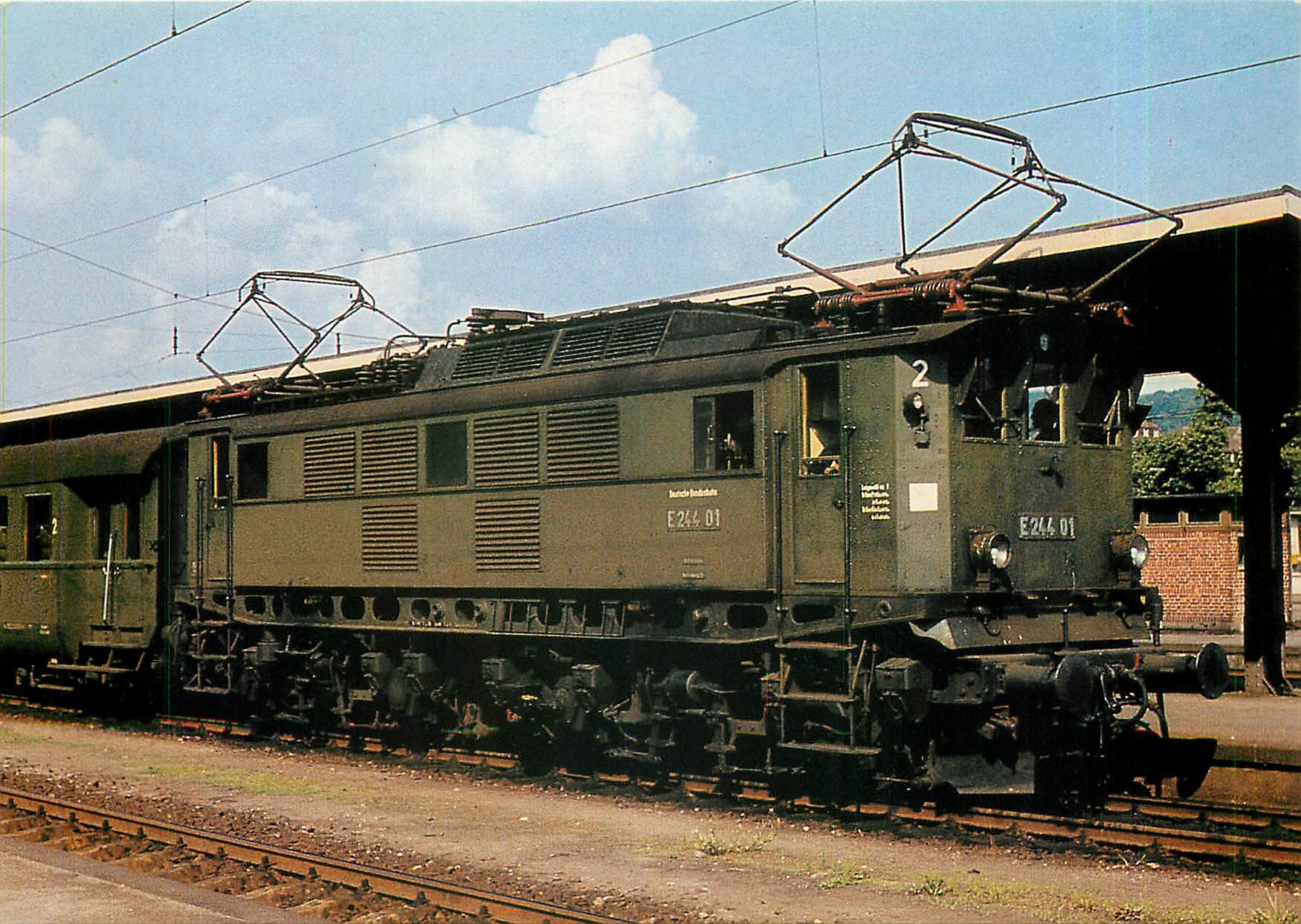 CPM Locomotive E 244 01 