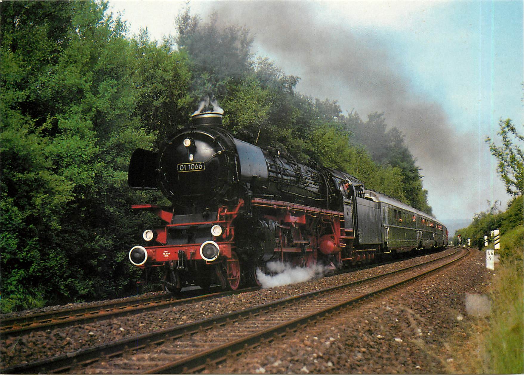 CPM Locomotive 01 1066 