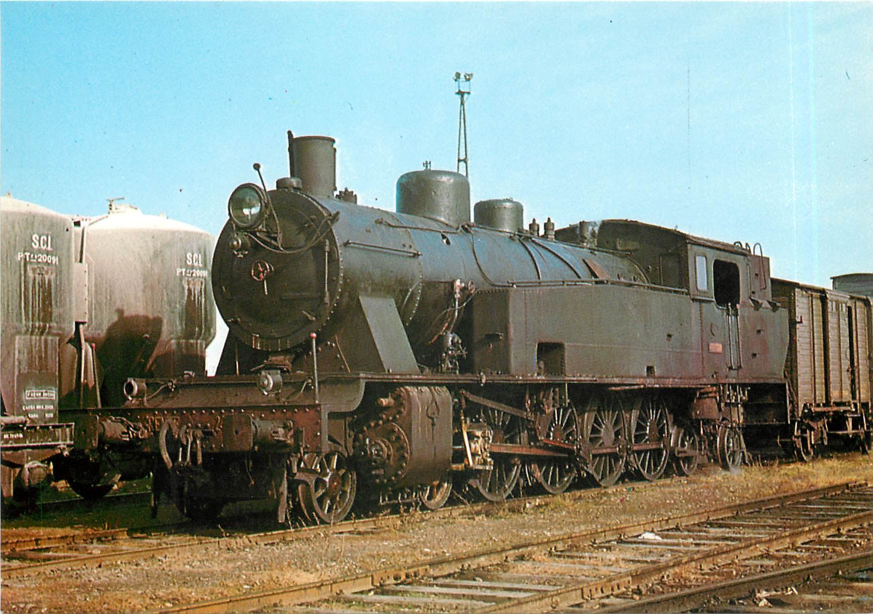 CPM Locomotora tender 242 0221 