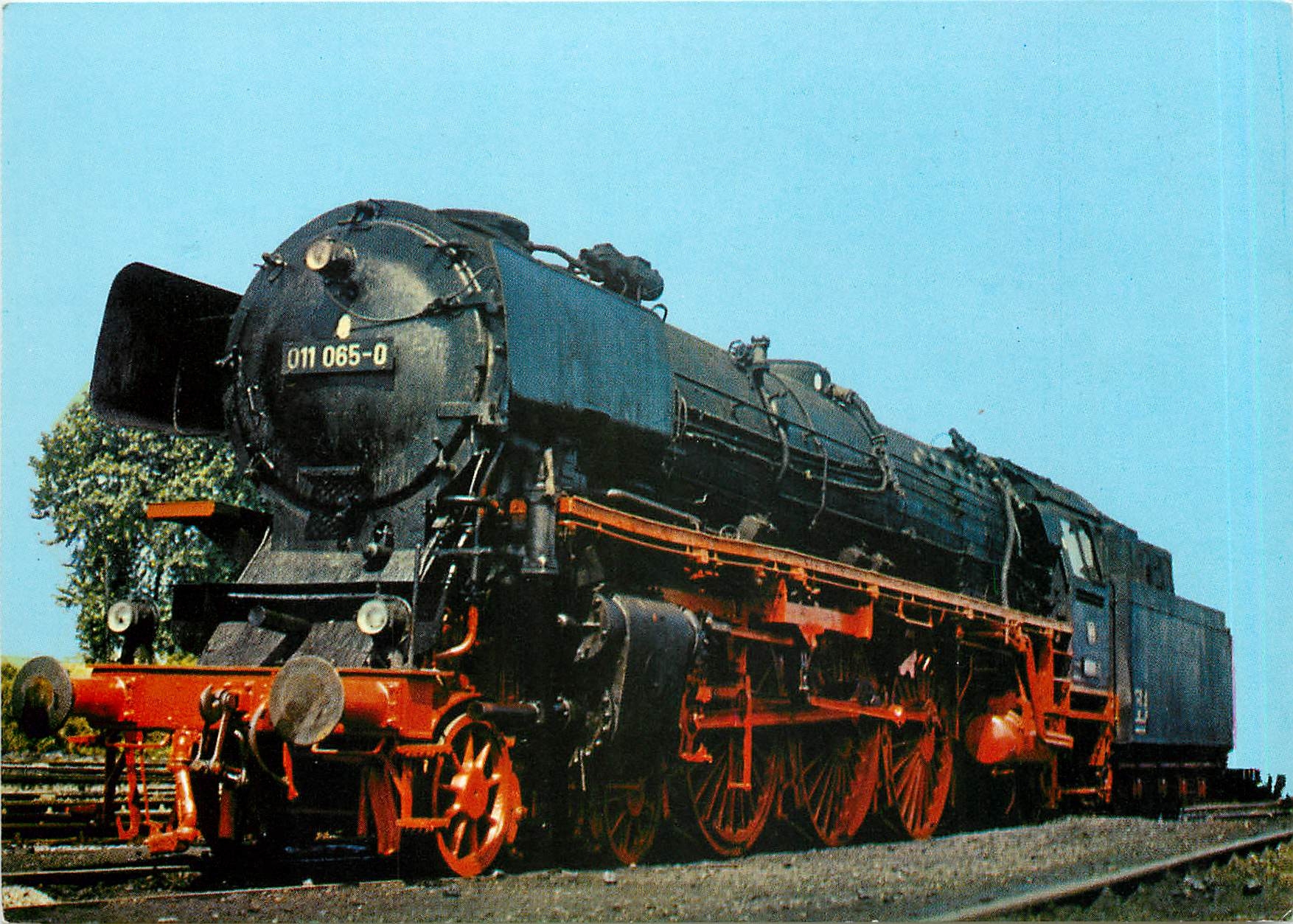 CPM Baureihe 011 Dreizylinder Schnellzuglokomotive 