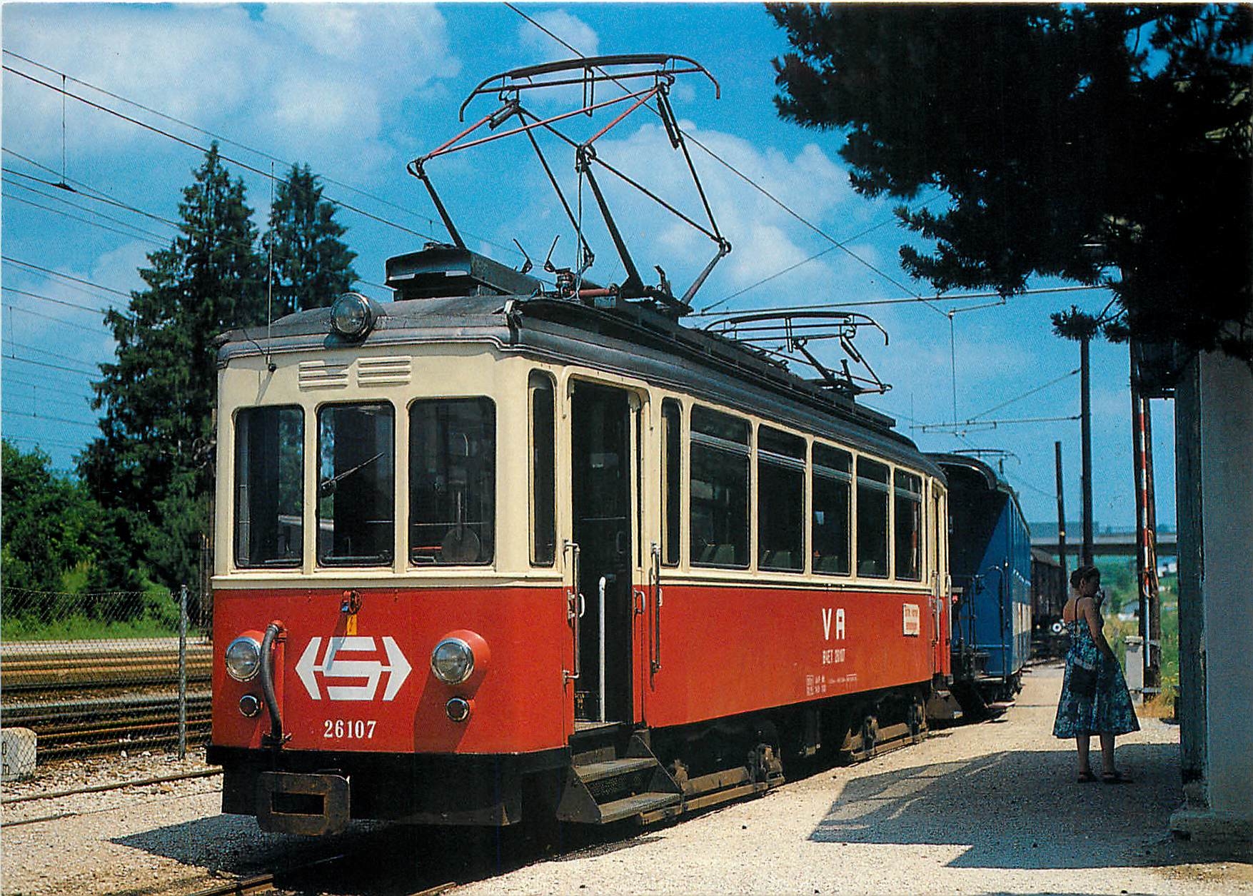 CPM Electric railcar B 4 ET 26107 at Vocklamarkt LB