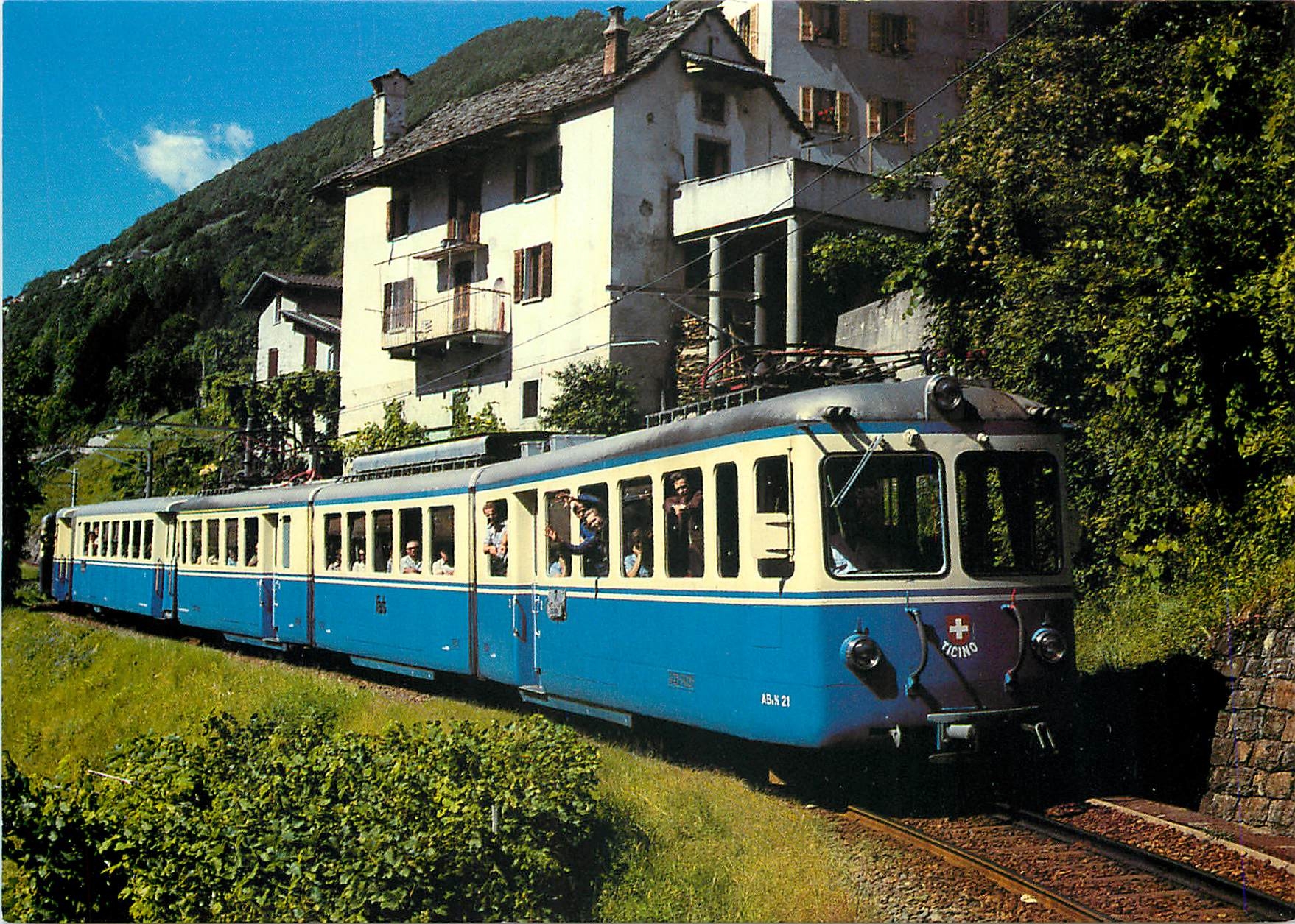 CPM Locomotive ABe 8 8 21 24 Locarno Dormodossola near Intragna 