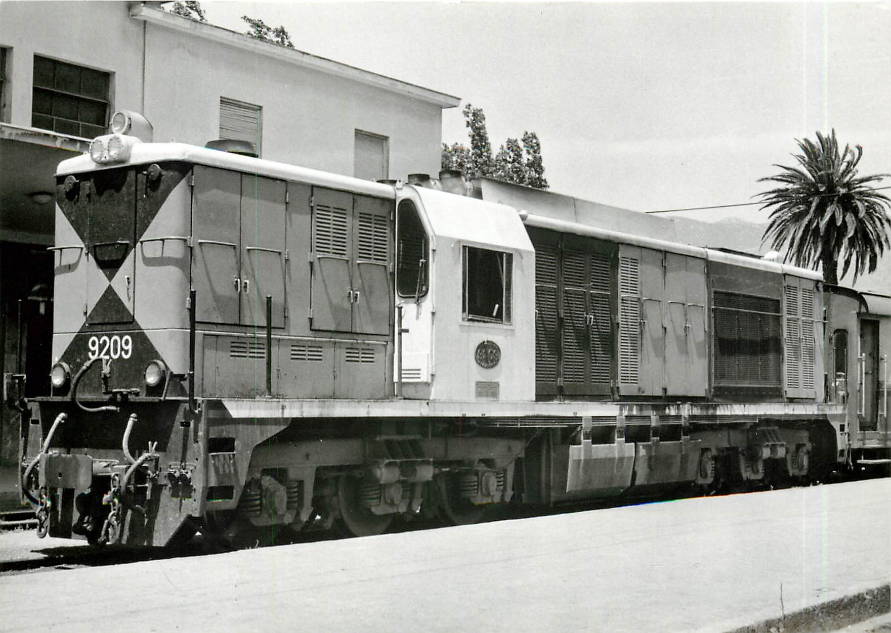 CPM Locomotive diesel 800 CV 