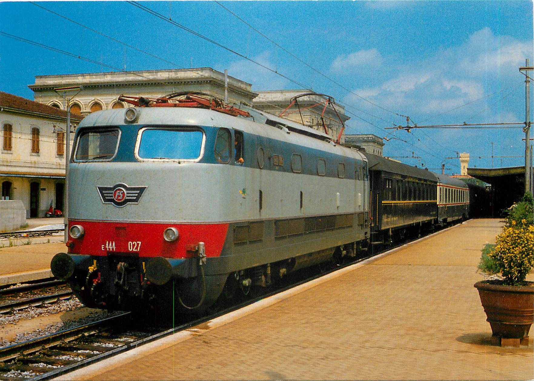 CPM Locomotive 444 027 