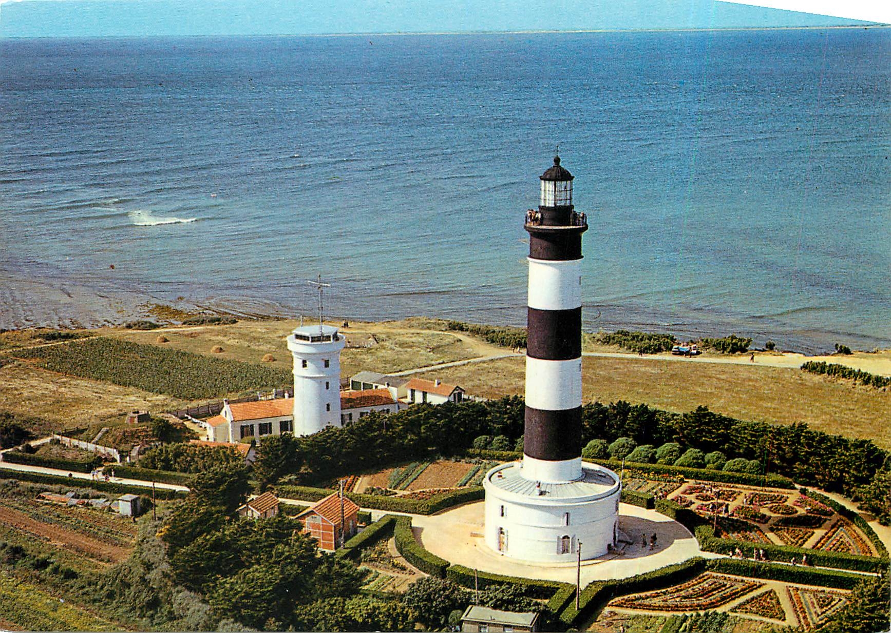 CPM Ile d'Oleron Ch Mme Phare