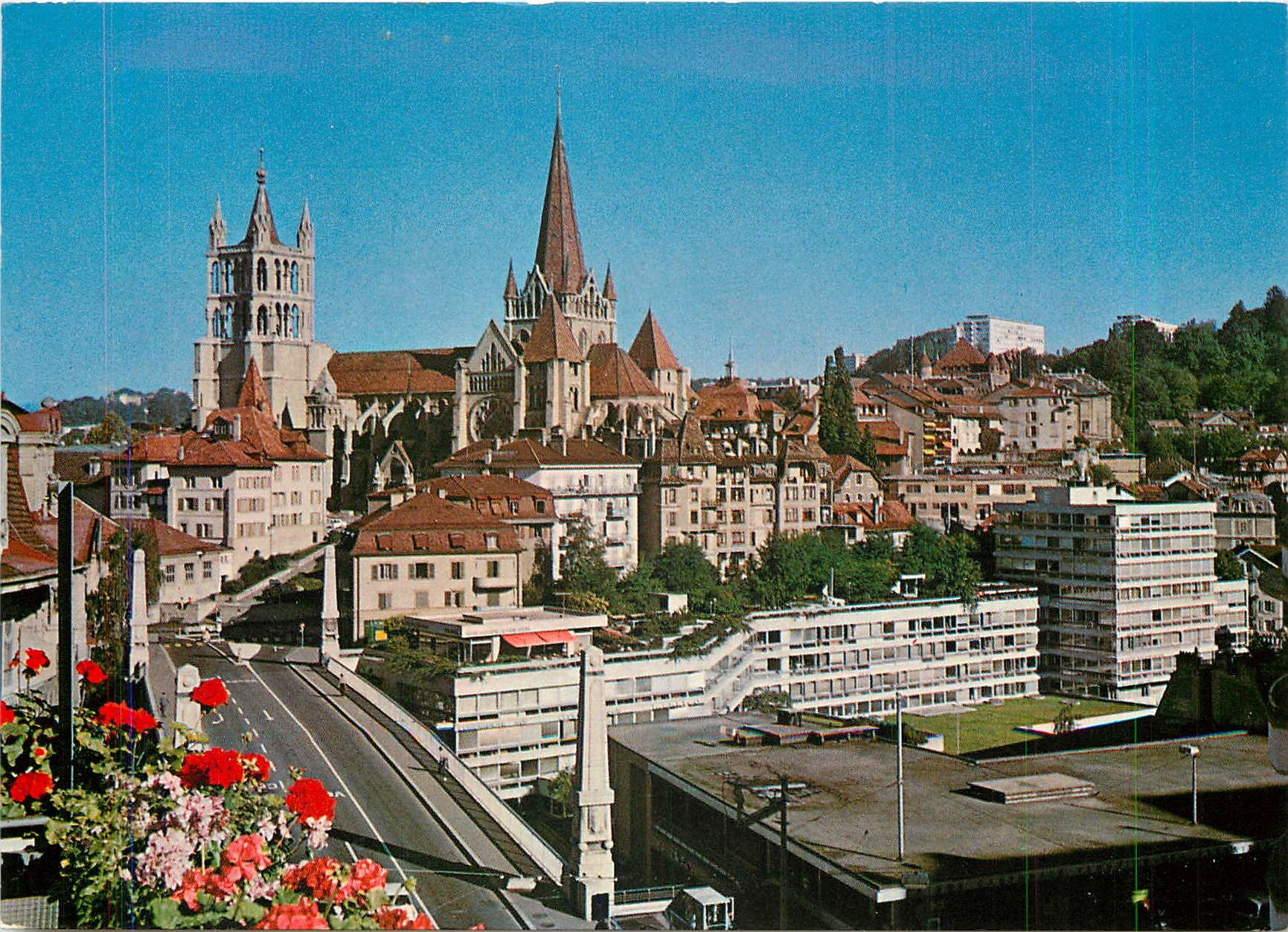 CPM Lausanne la Cathedrale et le pont Bessieres 