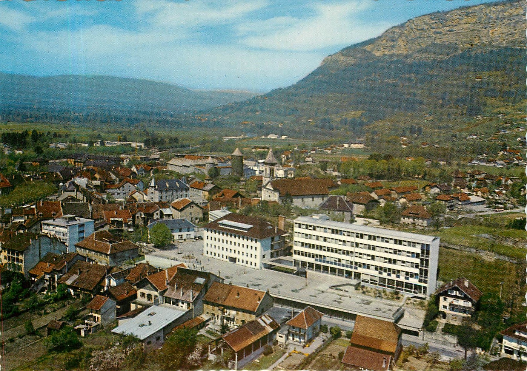 CPM Bonneville Vue aerienne generale