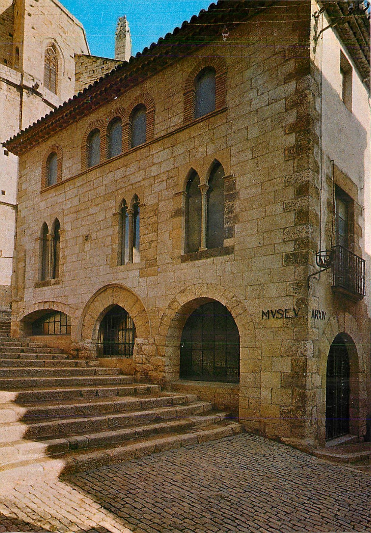 CPM Montblanc Facade du Musee Archive