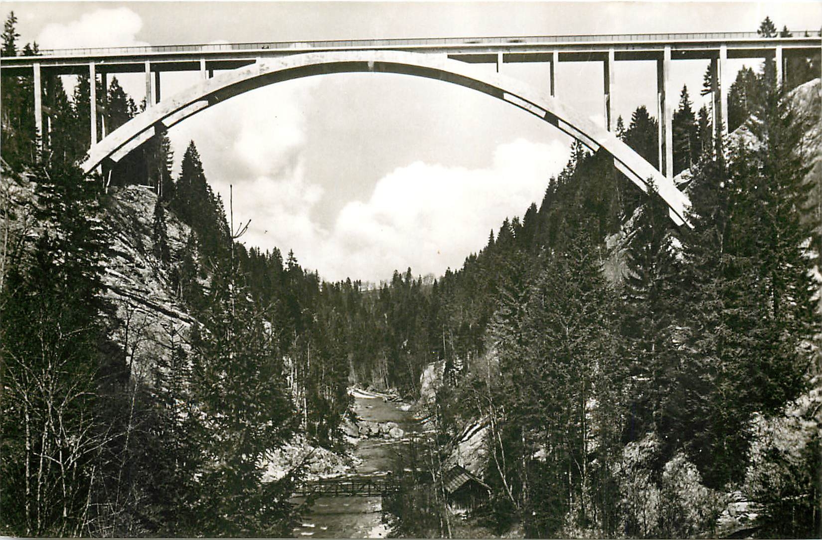 CPM Echelsbacher Bruecke mit Ammerschlucht 75m hoch - 180m lang
