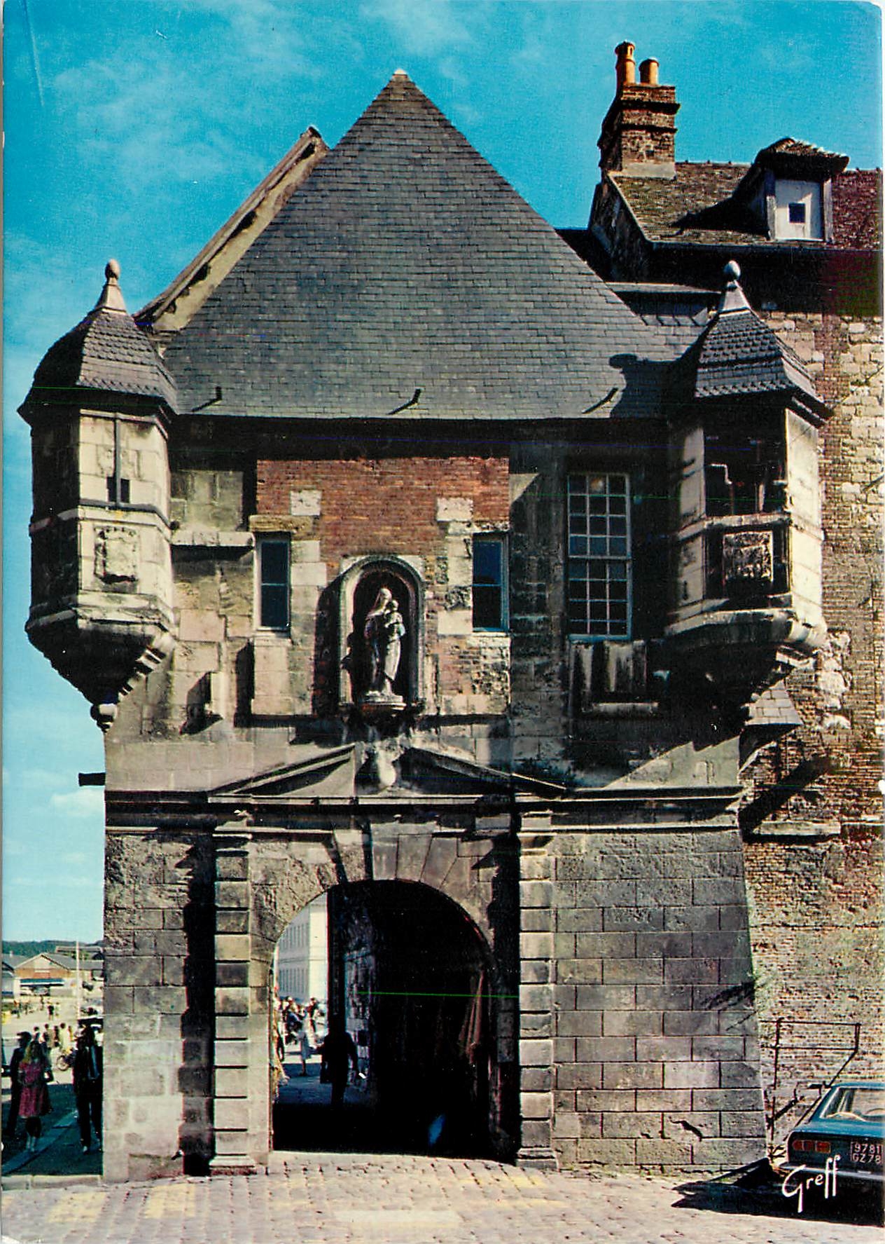 CPM Honfleur La Lieutenance (XVI s.)